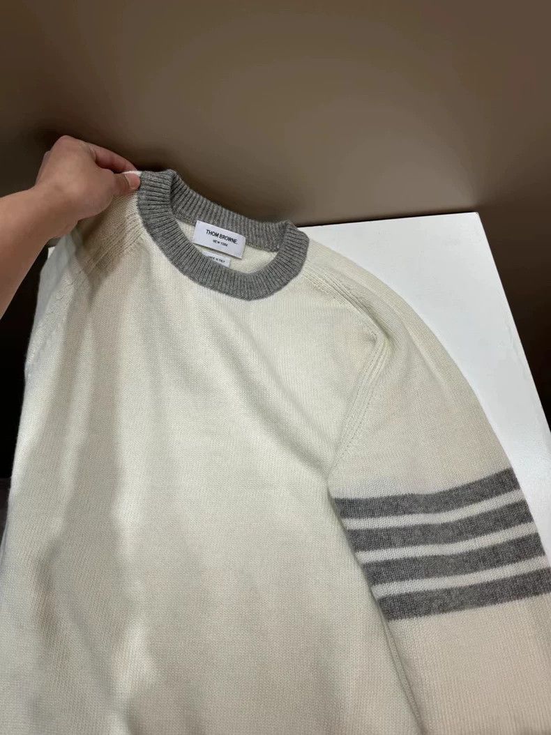 Thom Browne thom browneFW23 Old money style classic four-striped wool c Size US M / EU 48-50 / 2 - 2 Thumbnail
