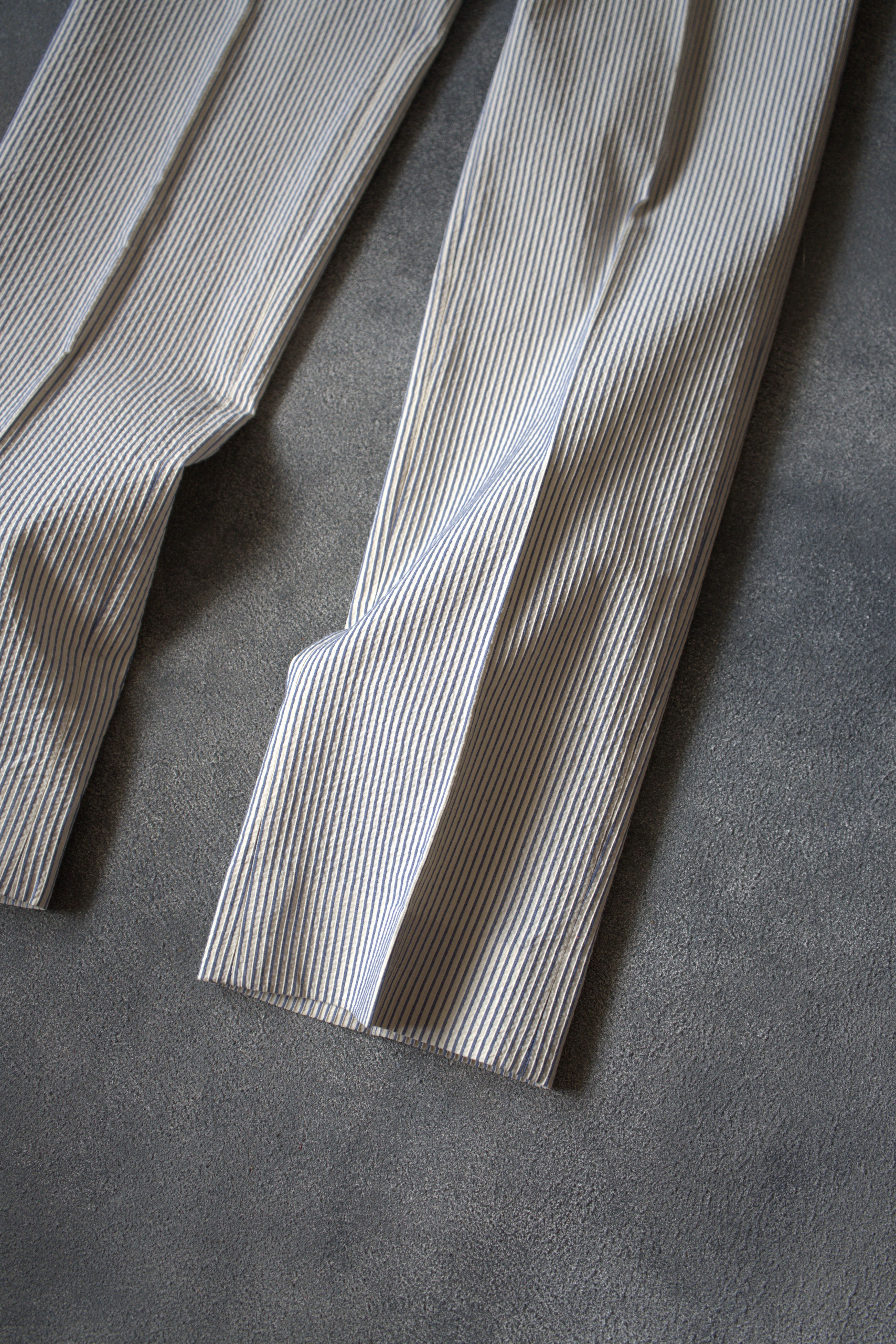 Alexander McQueen S/S 2006 Alexander McQueen RUNWAY Deconstructed Striped Suit Size 48R - 12 Thumbnail