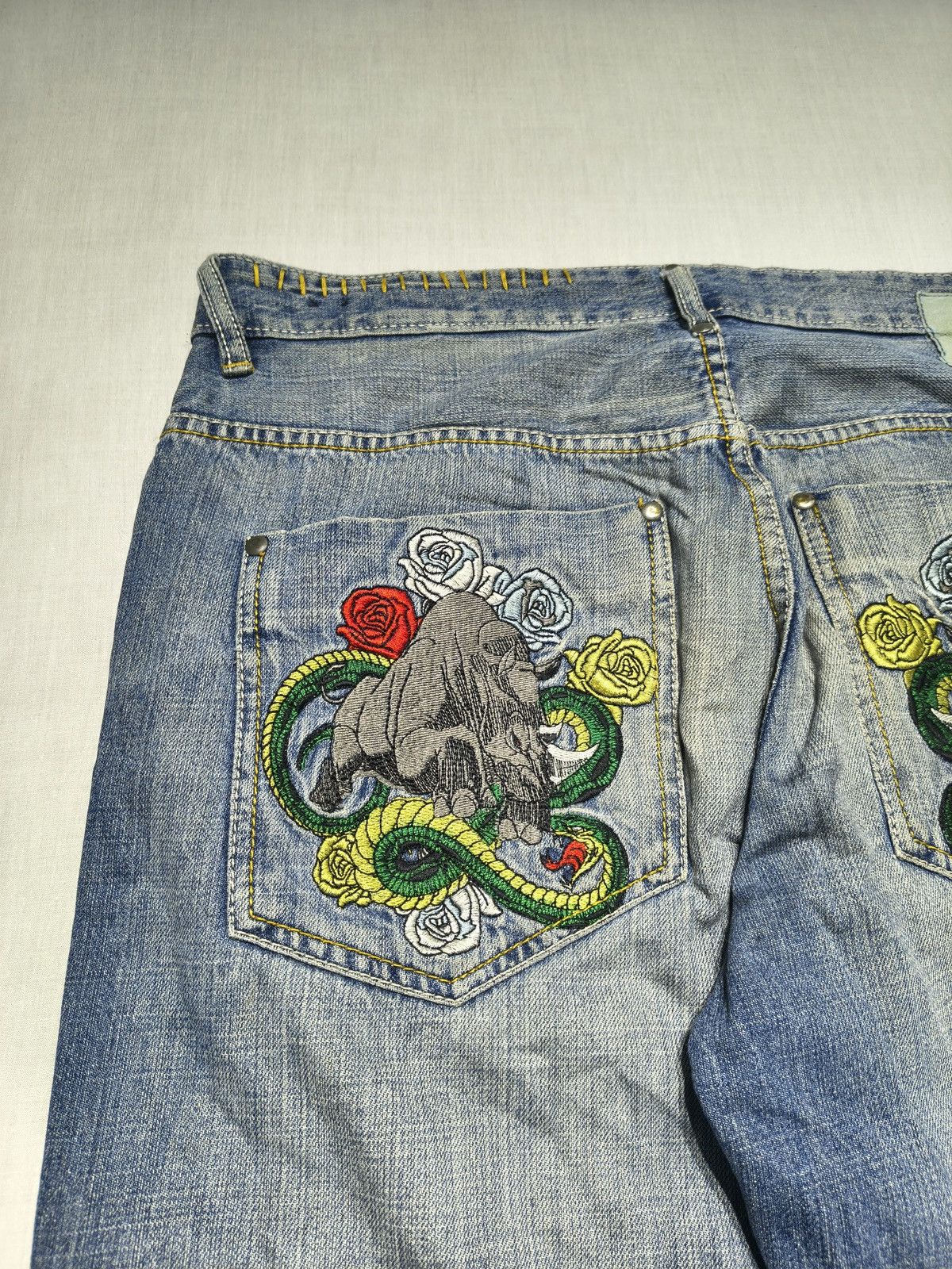 Ecko Unltd. CRAZY RHINO EMBROIDERED ECKO UNLIMITED JEANS 🦏(025) Size US 36 / EU 52 - 4 Thumbnail