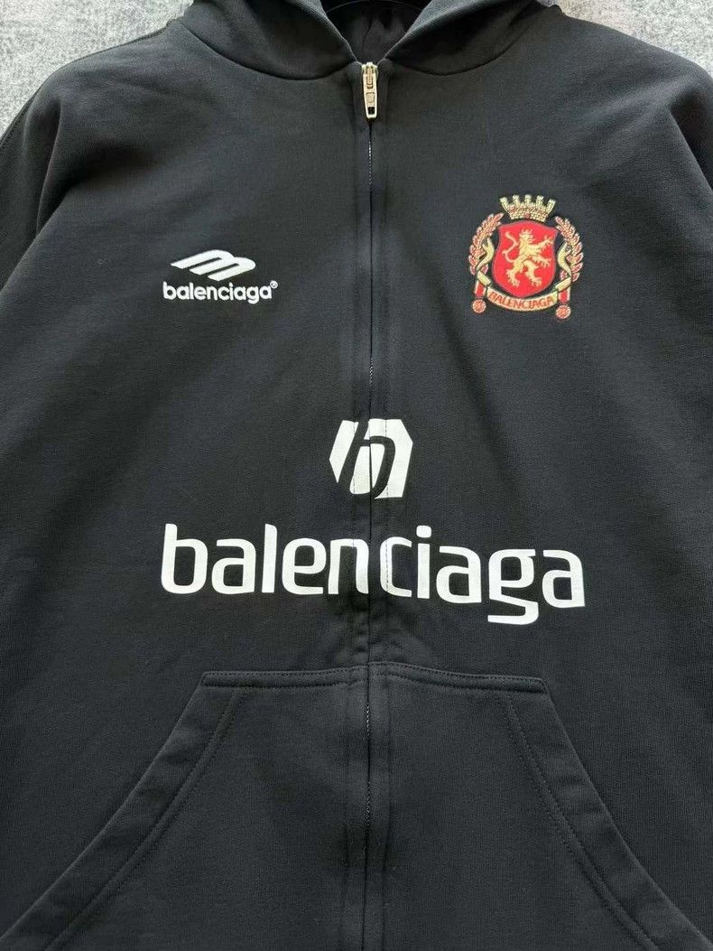 Balenciaga Balenciaga Manchester United Soccer Zipper Jacket Size US S / EU 44-46 / 1 - 4 Thumbnail