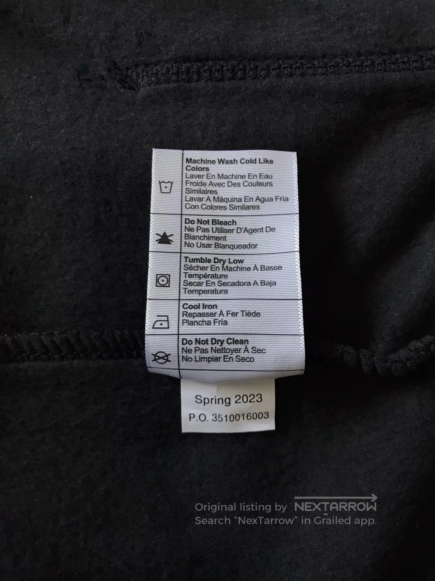 Carhartt Carhartt K121 Black Hoodie. Size US L / EU 52-54 / 3 - 9 Thumbnail