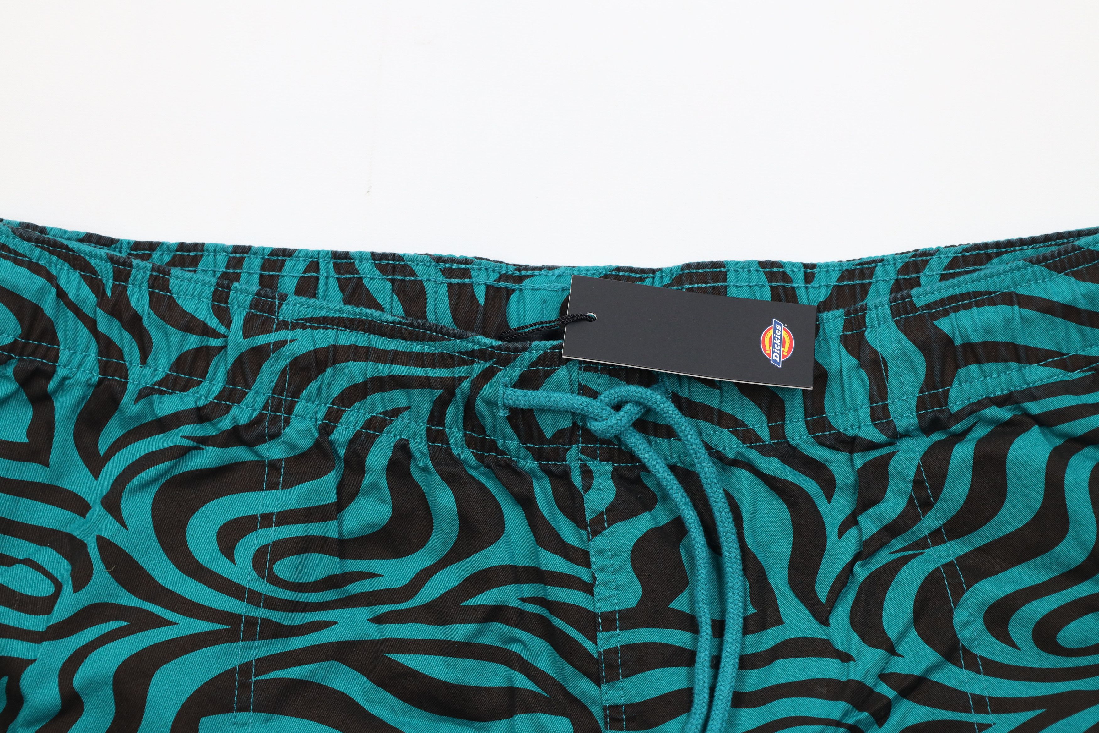 Dickies Deadstock Vintage Y2K Dickies Knee Zebra Stripe Shorts Teal Size US 34 / EU 50 - 2 Thumbnail