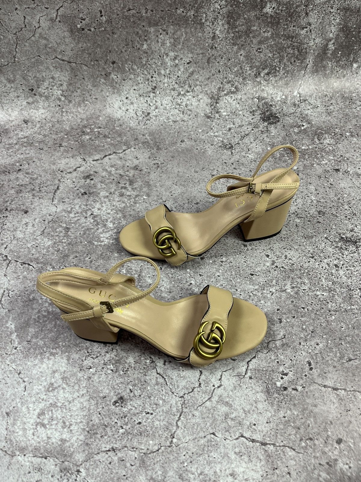 Gucci Gucci Marmont Block Heel Sandals Beige Leather GG Logo🇮🇹Heels Size US 8 / IT 38 - 1 Thumbnail