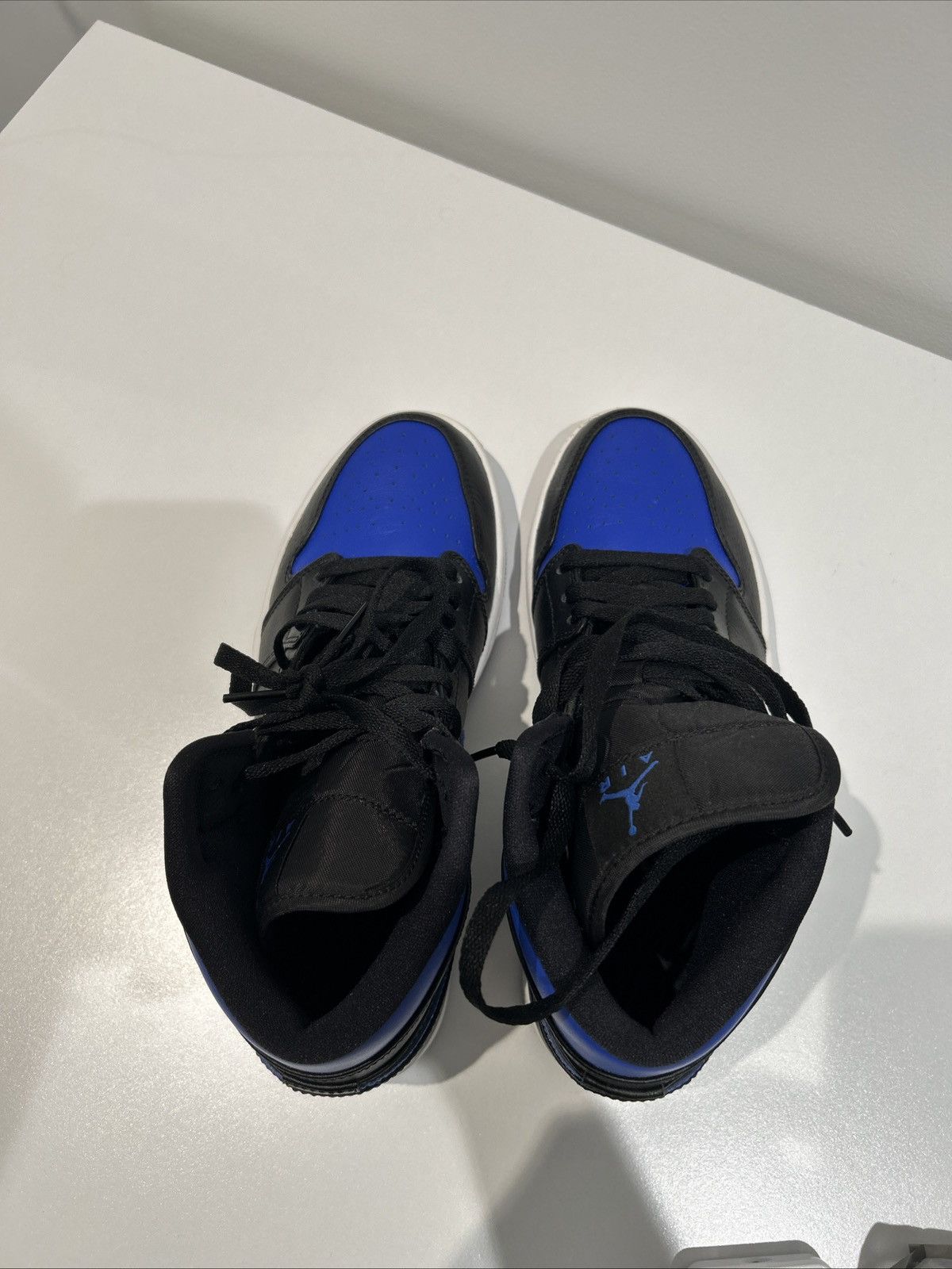 Jordan Brand Air Jordan 1 Mid Black Hyper Royal White Size US 9 / EU 42 - 2 Thumbnail
