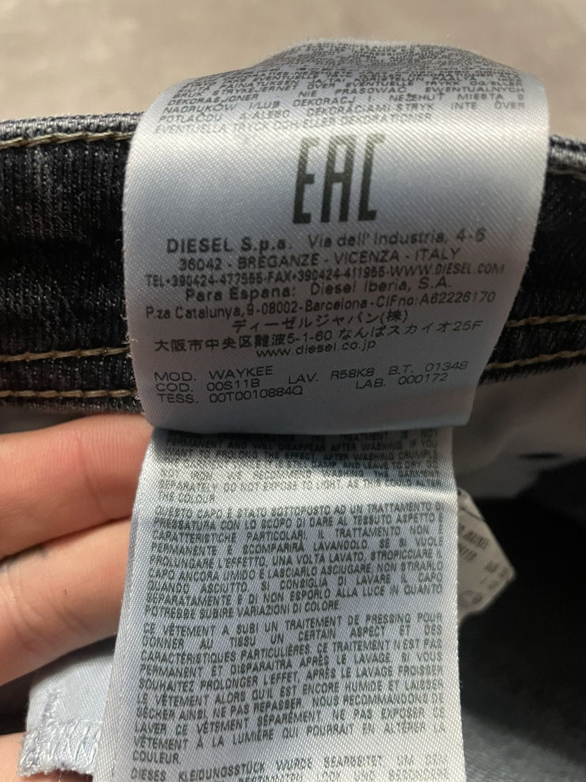 Diesel Vintage Diesel Distressed Denim Jeans Pants 32 Y2K Size US 32 / EU 48 - 20 Thumbnail