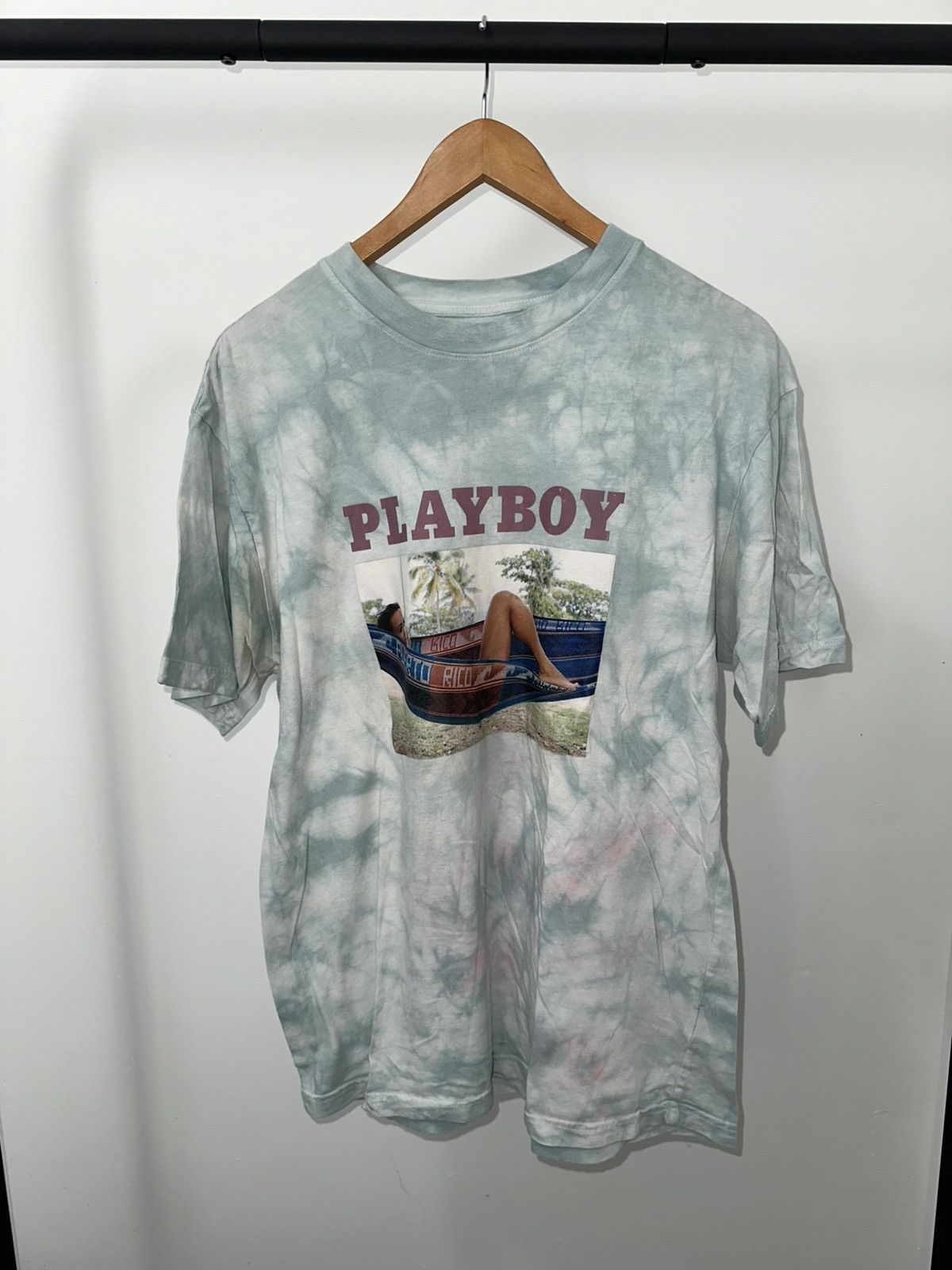Pacsun × Playboy Pacsun x Playboy puerto rico Tye Dye graphic tee medium Size US M / EU 48-50 / 2 - 1 Thumbnail