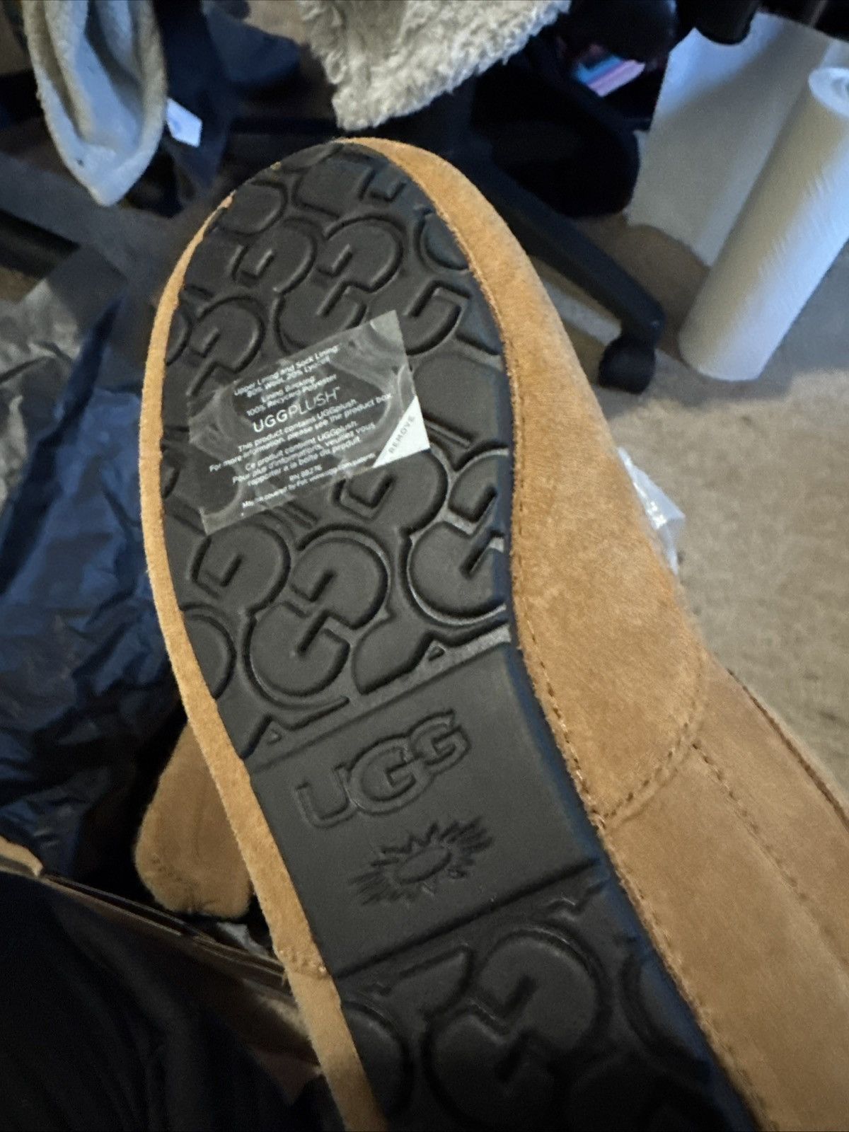 Ugg Ugg Ascot Men’s 10 Size US 10 / EU 43 - 2 Thumbnail