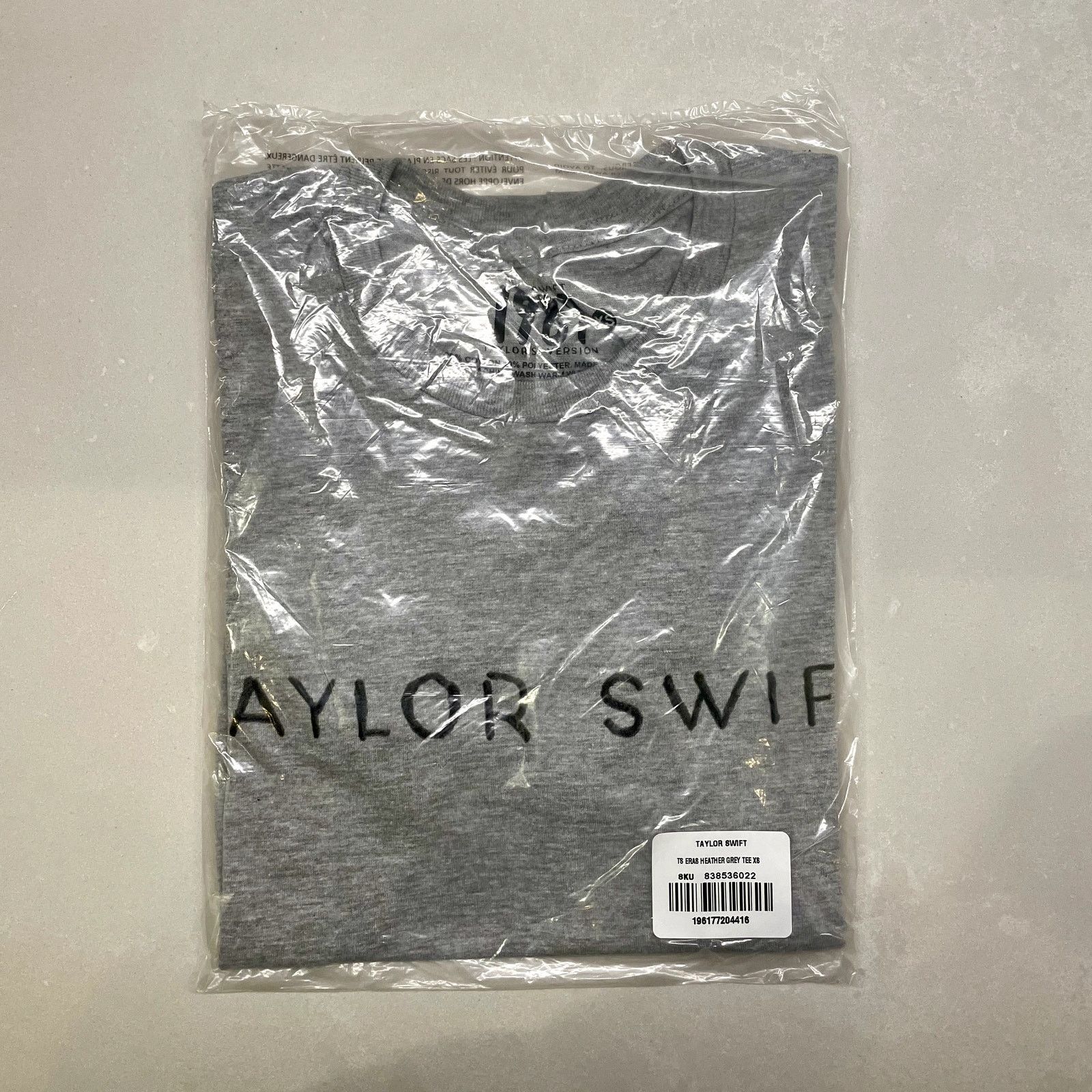 Band Tees SOLD OUT 1989 (Taylor’s Version) Eras T-Shirt XS Size XS / US 0-2 / IT 36-38 - 4 Thumbnail