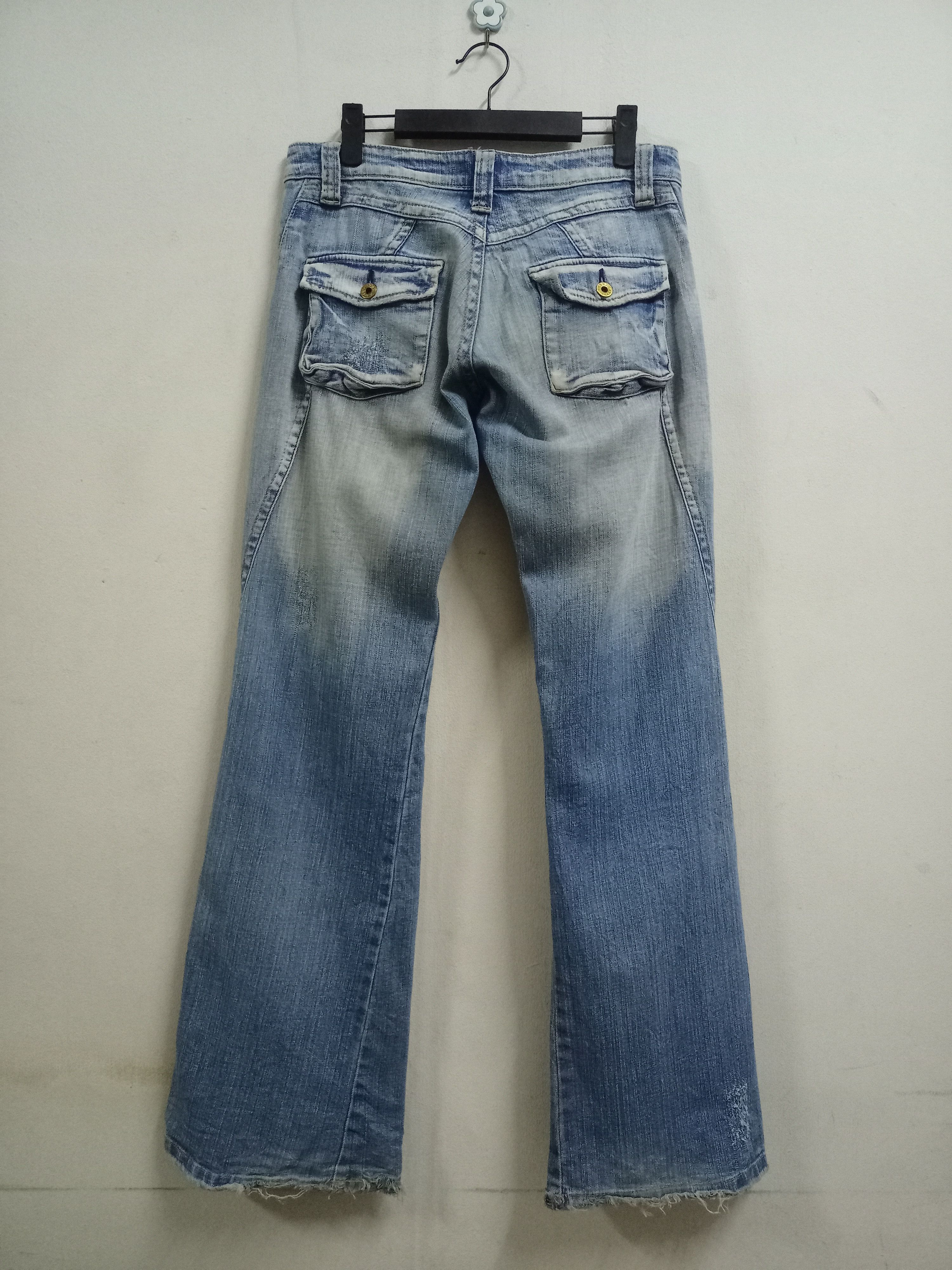 Japanese Brand Vintage Japanese Brand Flared Distressed Bell Bottoms Jeans Size 32" / US 10 / IT 46 - 2 Thumbnail