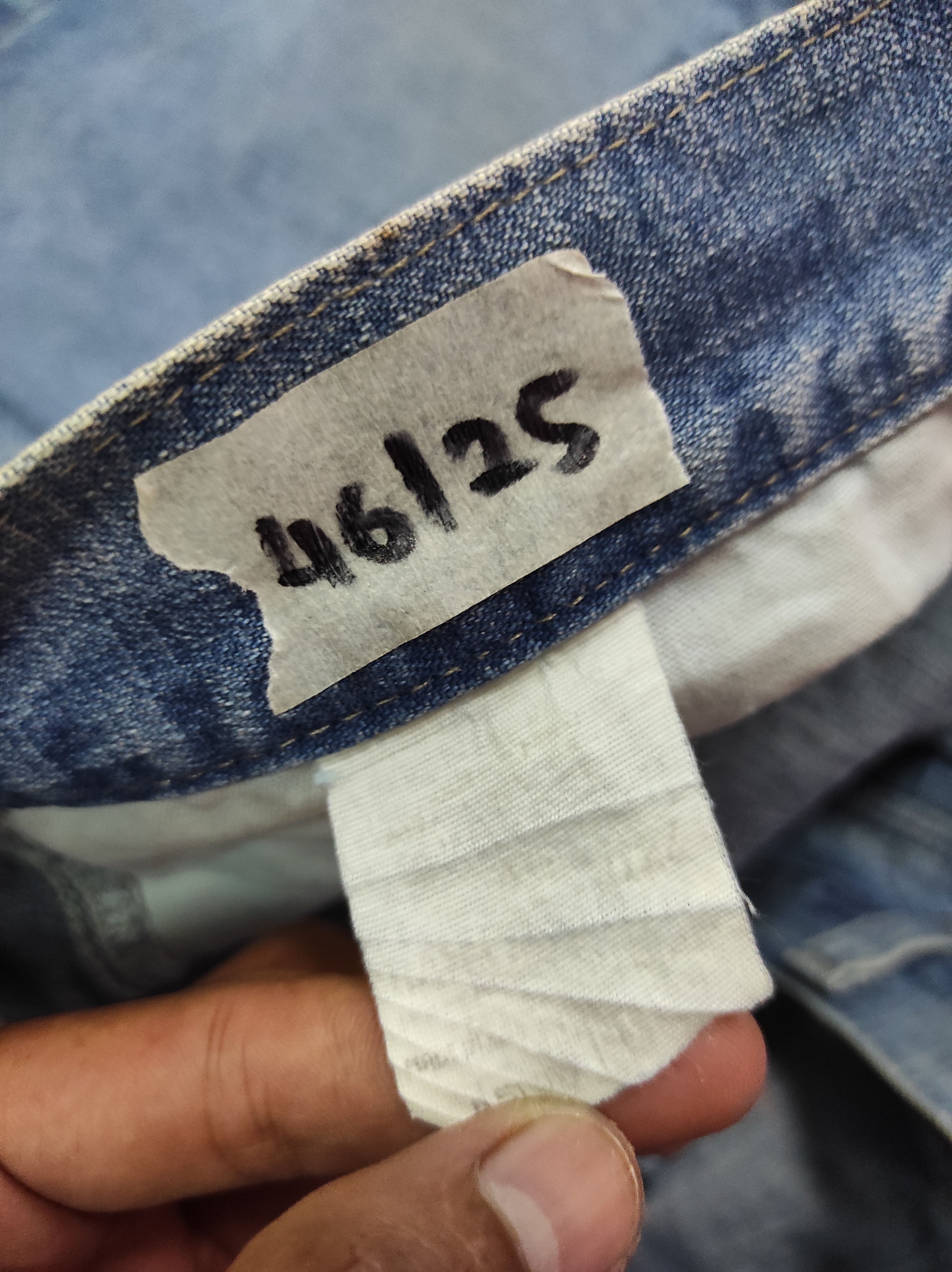 Vintage × Wrangler WRANGLER HERO VTG DENIM BAGGY SHORT PANTS Size US 44 / EU 60 - 11 Thumbnail