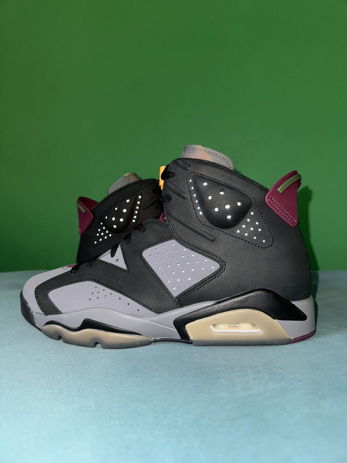 Jordan Brand Nike Air Jordan 6 Bordeaux 2021 Size US 10.5 / EU 43-44 - 8 Thumbnail