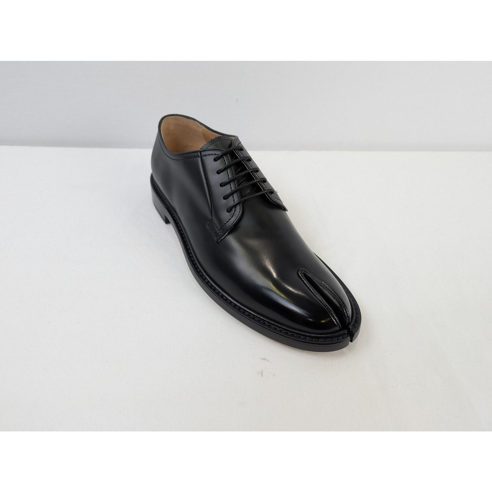 Maison Margiela o1rshd1 Q:4 / Classic Tabi Derby Shoe Boots in Black Size US 11 / EU 44 - 3 Thumbnail