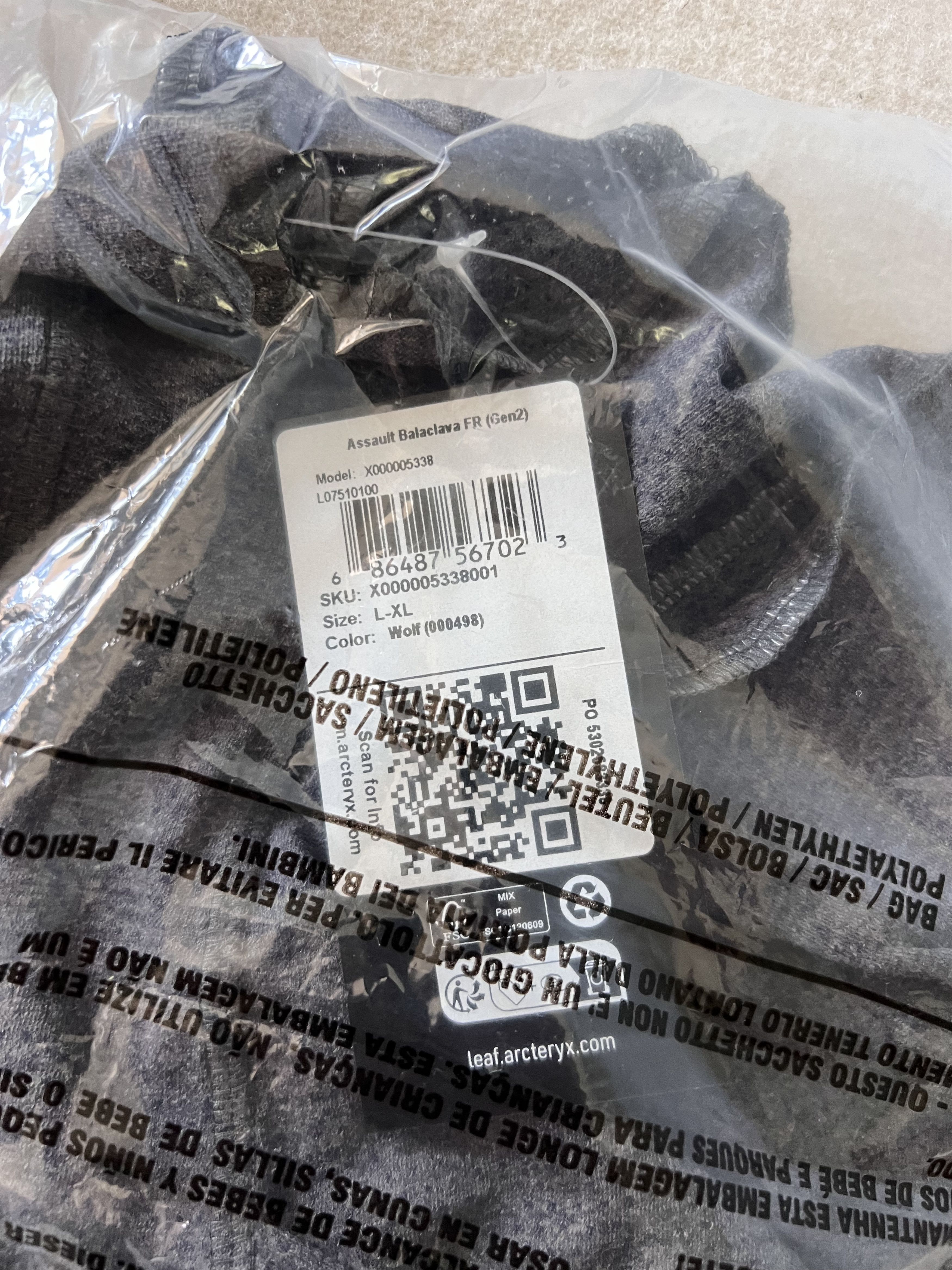 Arc'teryx Arc'Teryx Leaf Assault Balaclava FR Gen 2 in Wolf Grey Size ONE SIZE - 3 Thumbnail