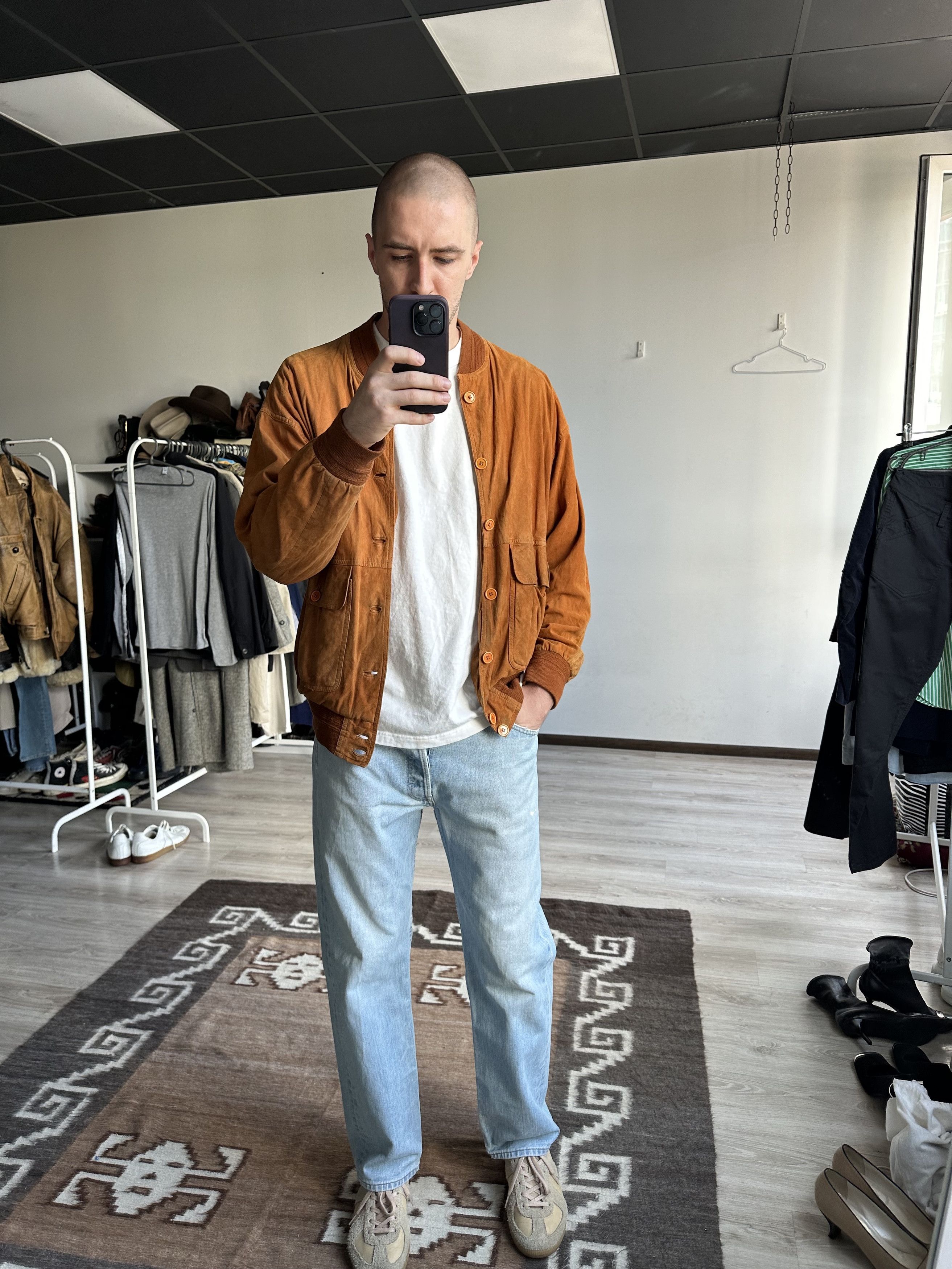 Vintage Leather Vintage 90s Suede Bomber Jacket 7529AC Size US XL / EU 56 / 4 - 3 Thumbnail