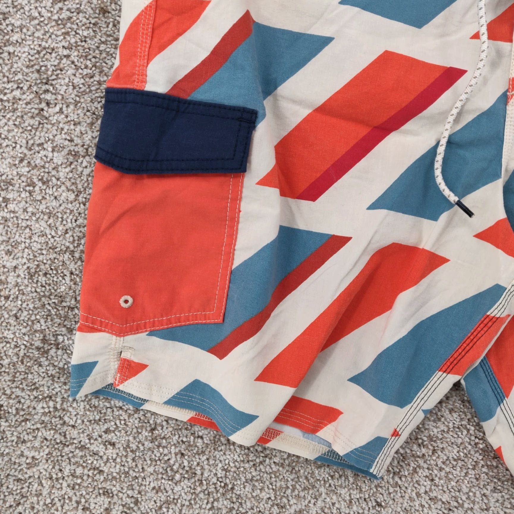 O'Neill O'neill Board Shorts Geometric Drawstring Men 34x8.5 Multicolor 80s 90s Retro Pockets Lightweight Swim Bottoms Accessories Mens Size US 34 / EU 50 - 2 Thumbnail