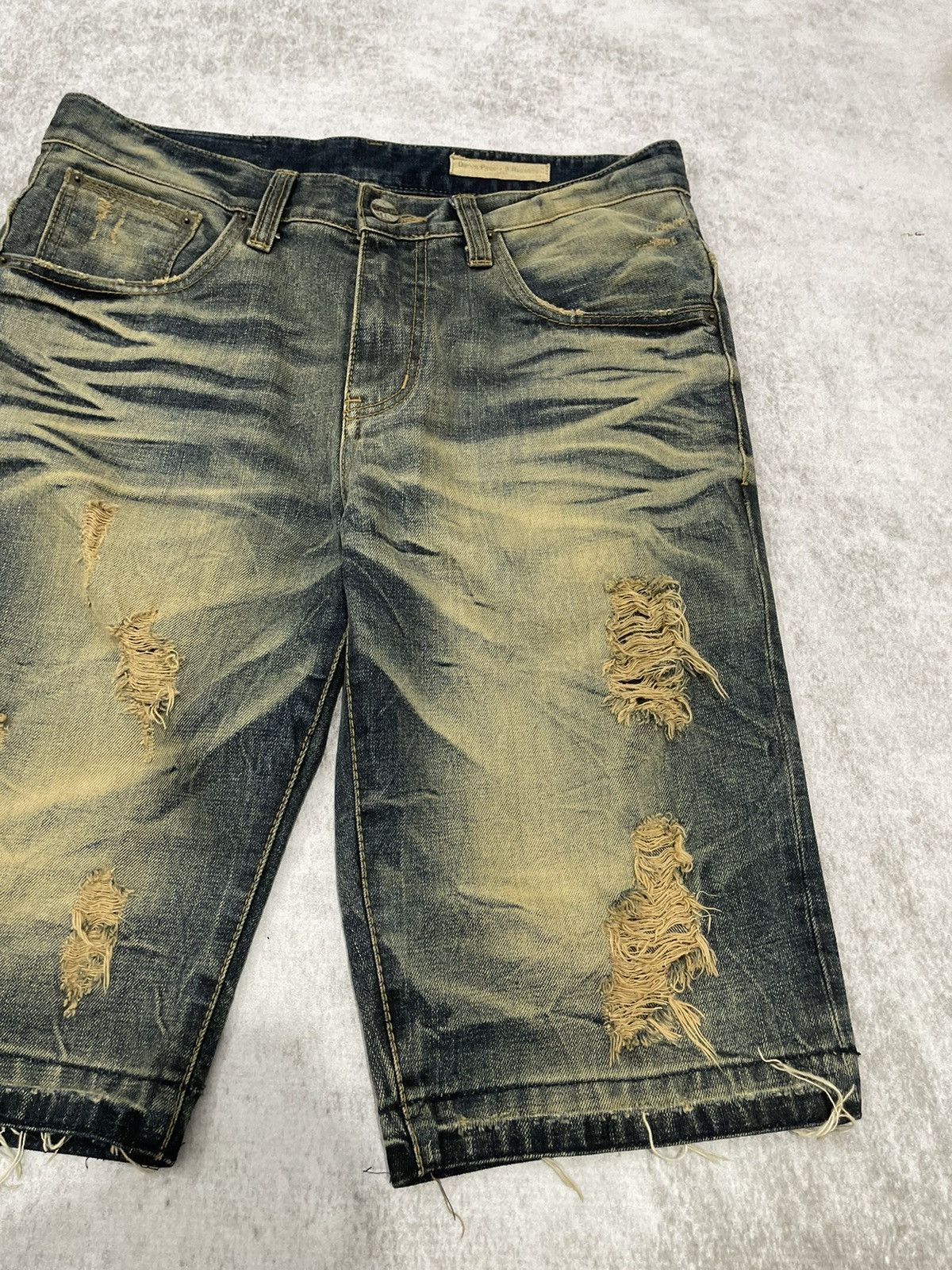 Hysteric Glamour 2000s distressed acid wash japan jorts y2k style Size US 32 / EU 48 - 3 Thumbnail