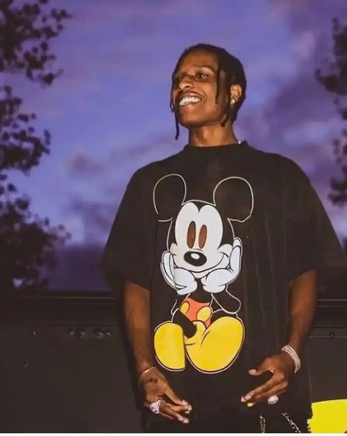 Rap Tees Vintage 90s Streetwear Mickey Mouse tee worn by A$AP ROCKY Size US XL / EU 56 / 4 - 11 Thumbnail