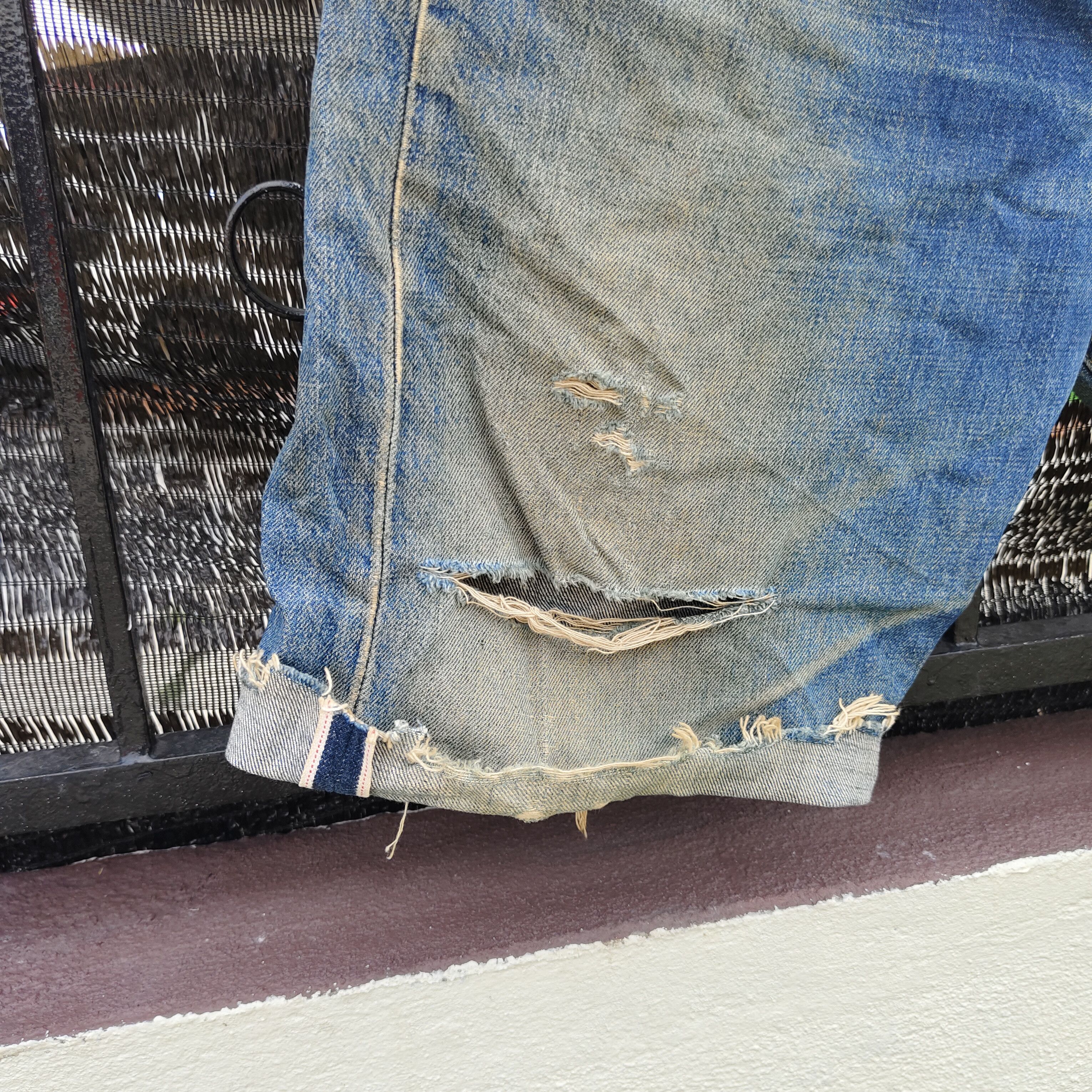 Levi's Vintage Levi's 702 Big E Short Cutoff Selvedge Jean Size US 35 - 5 Thumbnail