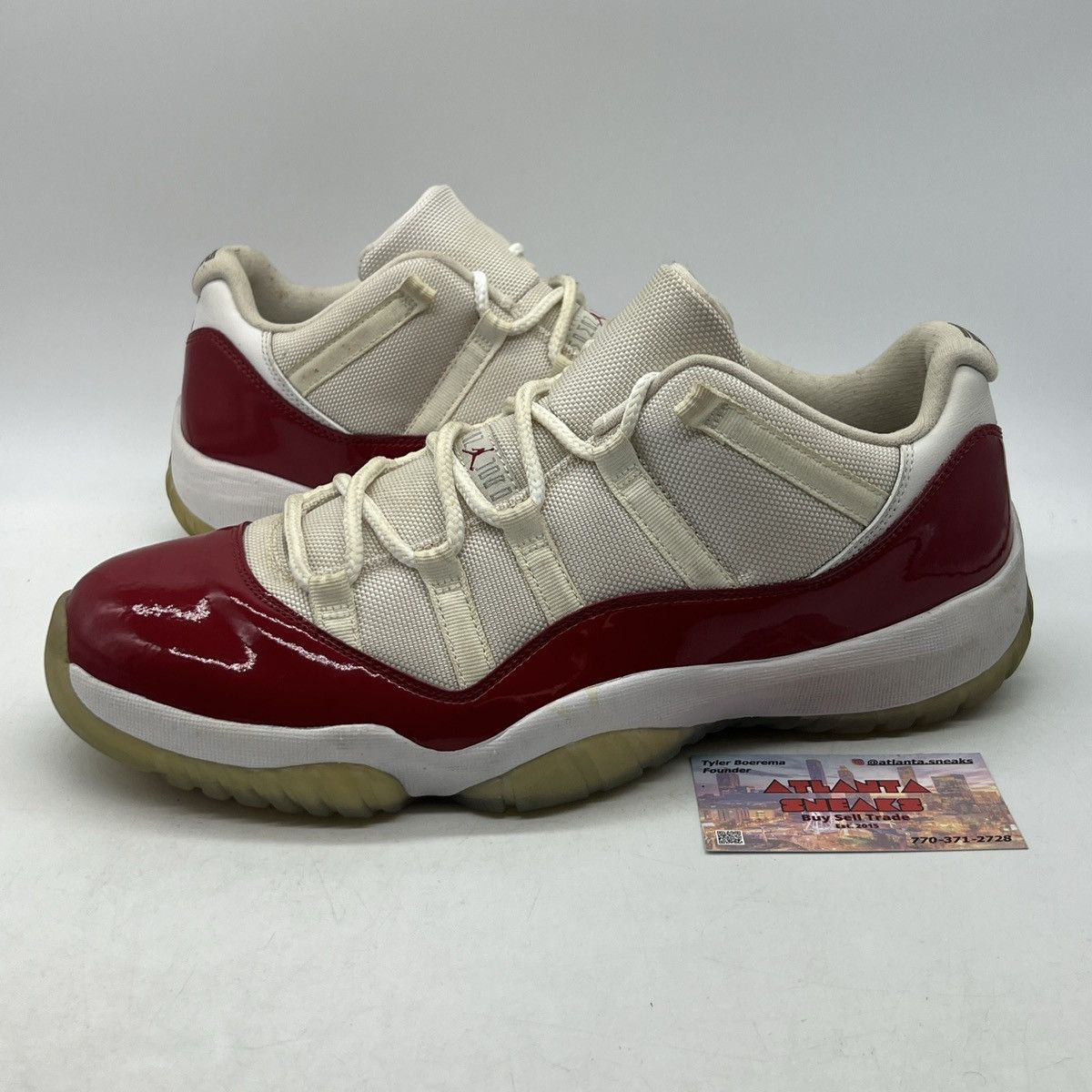 Air Jordan 11 low Cherry