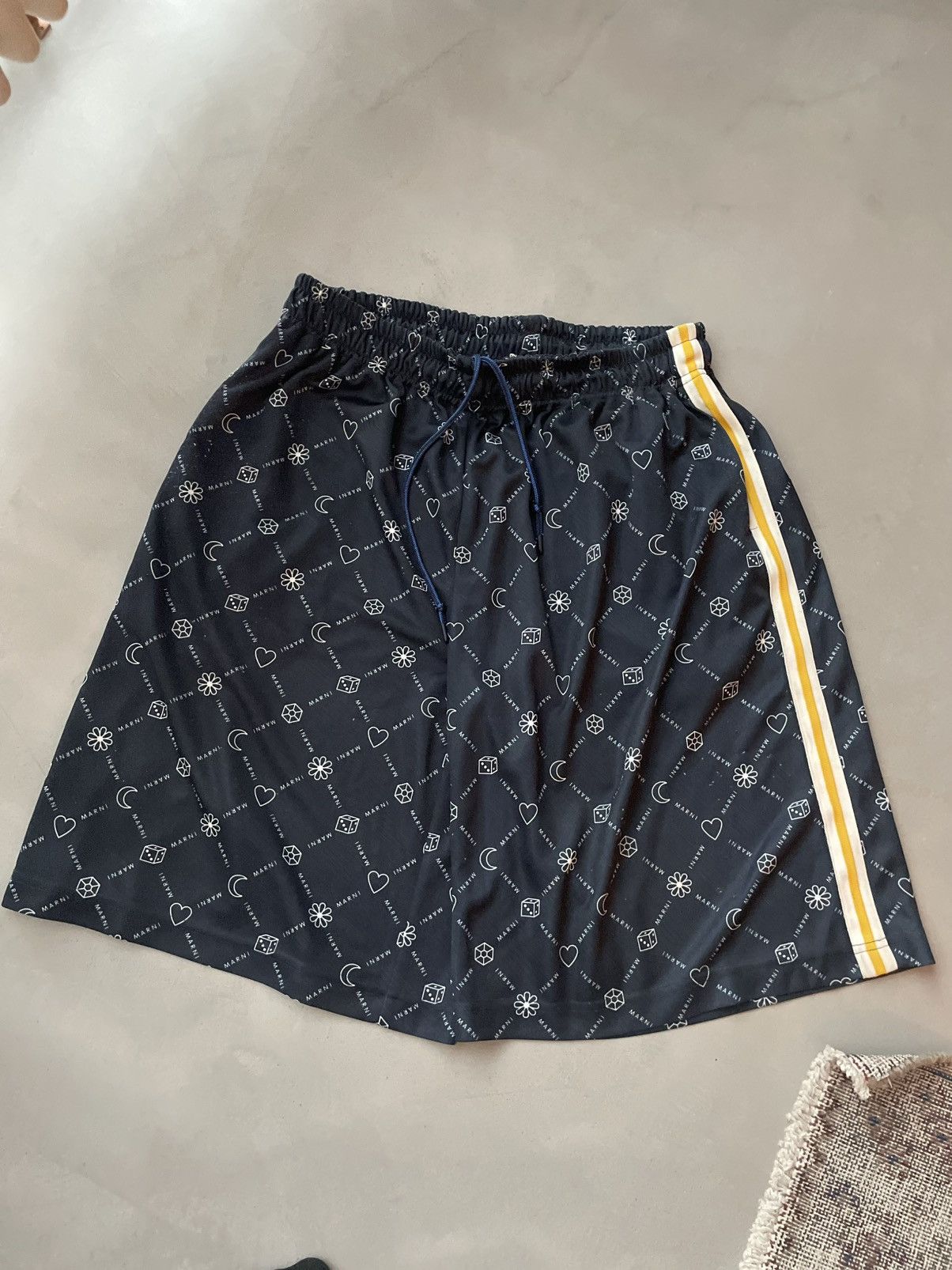 Marni Loose logo shorts Size US 32 / EU 48 - 1 Thumbnail