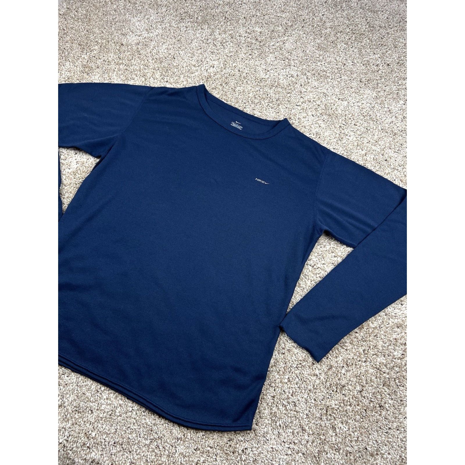 Nike VINTAGE Nike Shirt XL Blue Dri-FIT Long Sleeve Swoosh Training USA Made Y2K Mens Size US XL / EU 56 / 4 - 2 Thumbnail