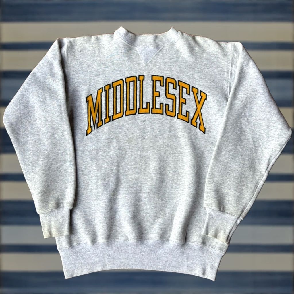 Vintage VINTAGE Middlesex Community College Crewneck Sweatshirt Gray M/L Unisex Adults Sweatshirt Pullover Crew Neck Graphic Print Hooded Pockets Logo Size US M / EU 48-50 / 2 - 1 Thumbnail
