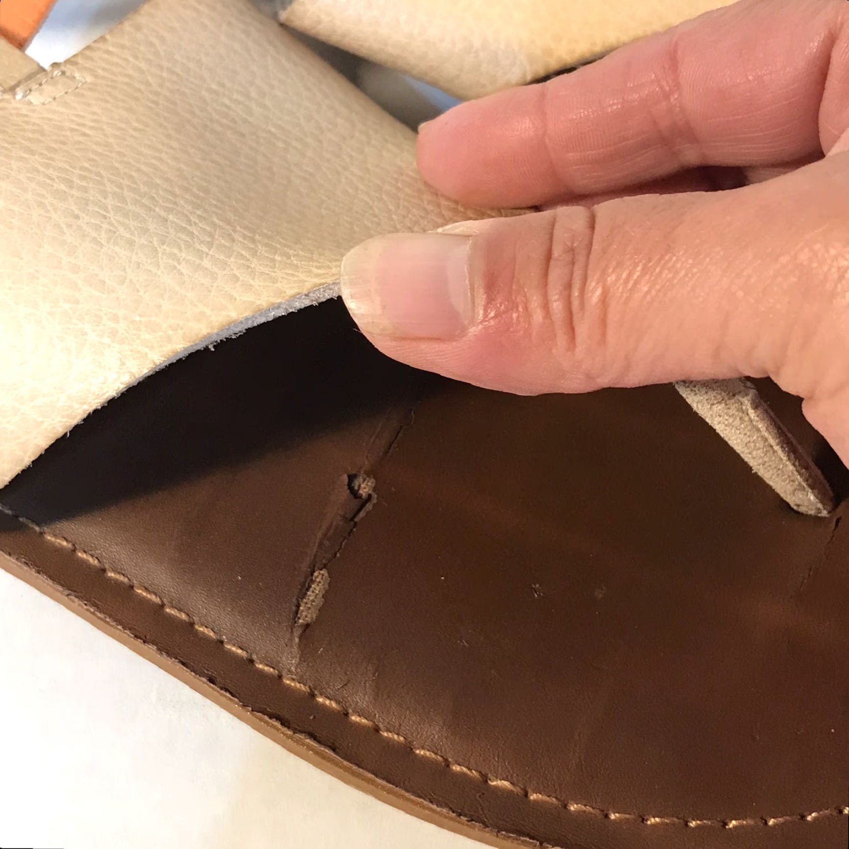 Vintage Roxy Leather Sandals Beige/Orange Thong Women's Size 7.5 - Adjustable Ankle Wrap, Flat Heel, Comfort Size US 7.5 / IT 37.5 - 3 Thumbnail