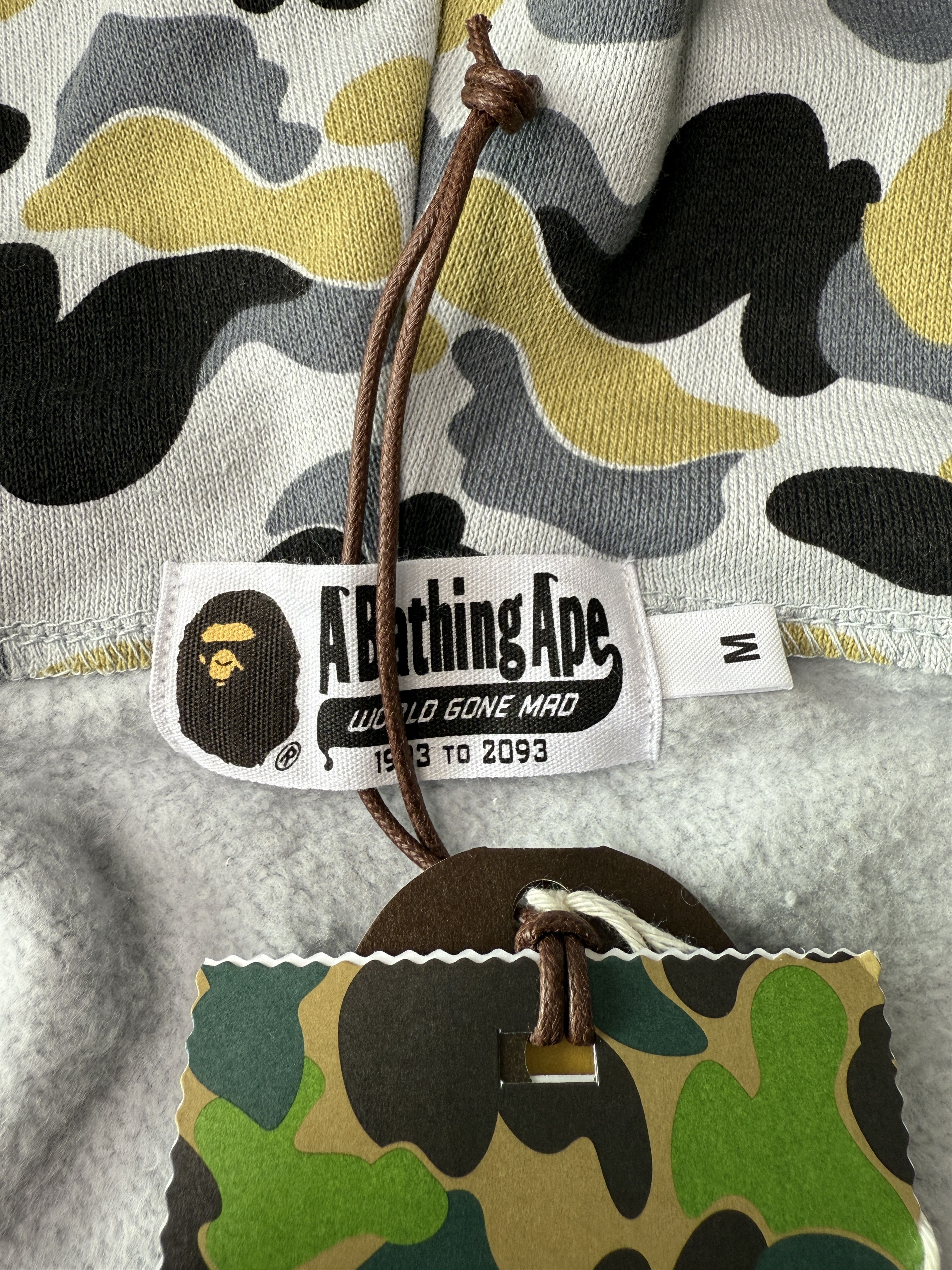 Bape BAPE STORE GINZA OPENING CRYSTAL STONE SHARK FULL ZIP HOODIE Size US M / EU 48-50 / 2 - 17 Thumbnail