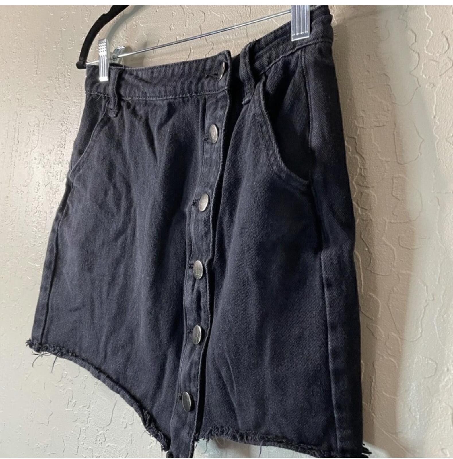 Forever 21 Forever 21 denim skirt Size 28" / US 6 / IT 42 - 2 Thumbnail