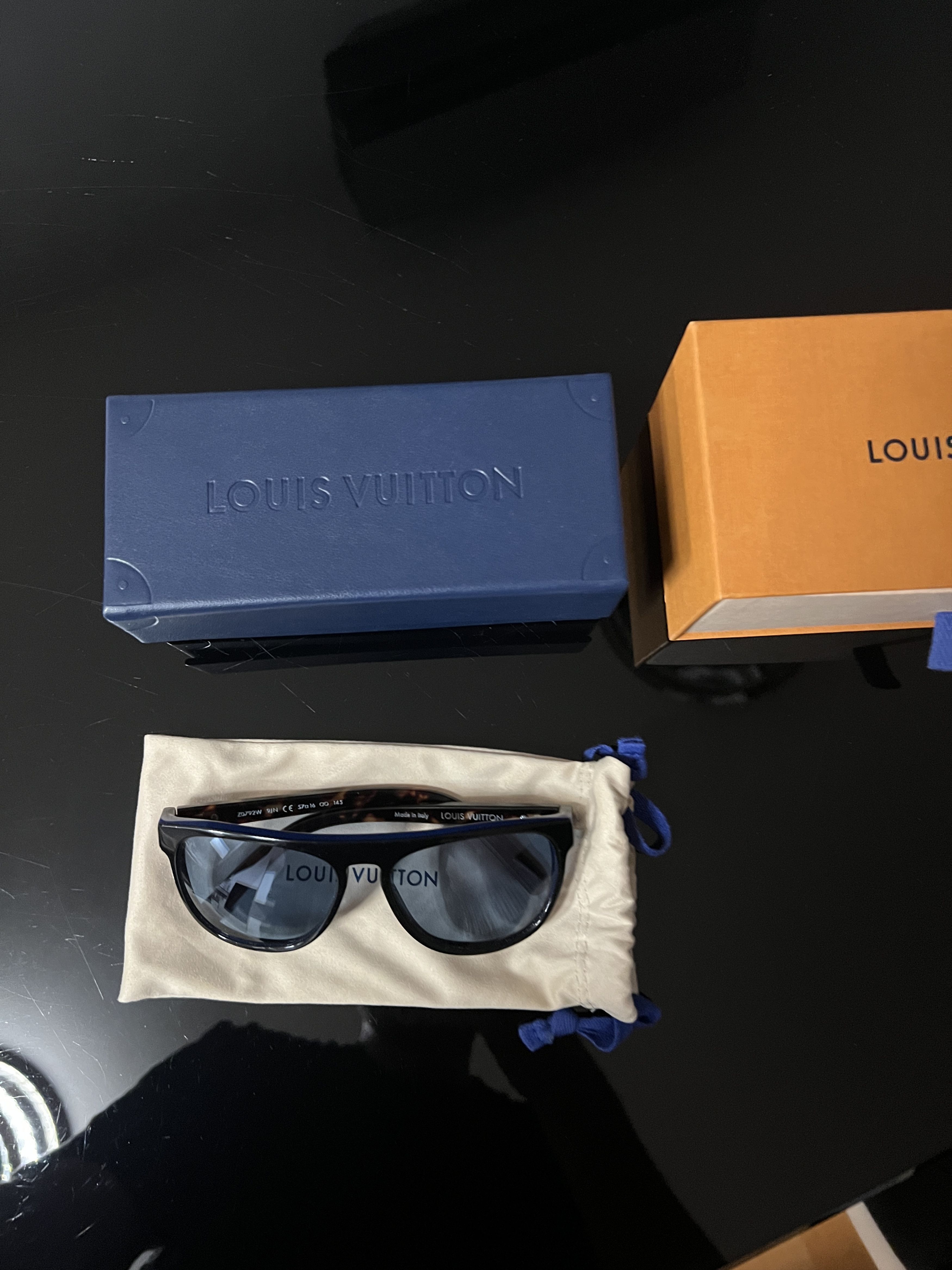 Louis Vuitton Louis Vuitton Shades blue oliver Grailed