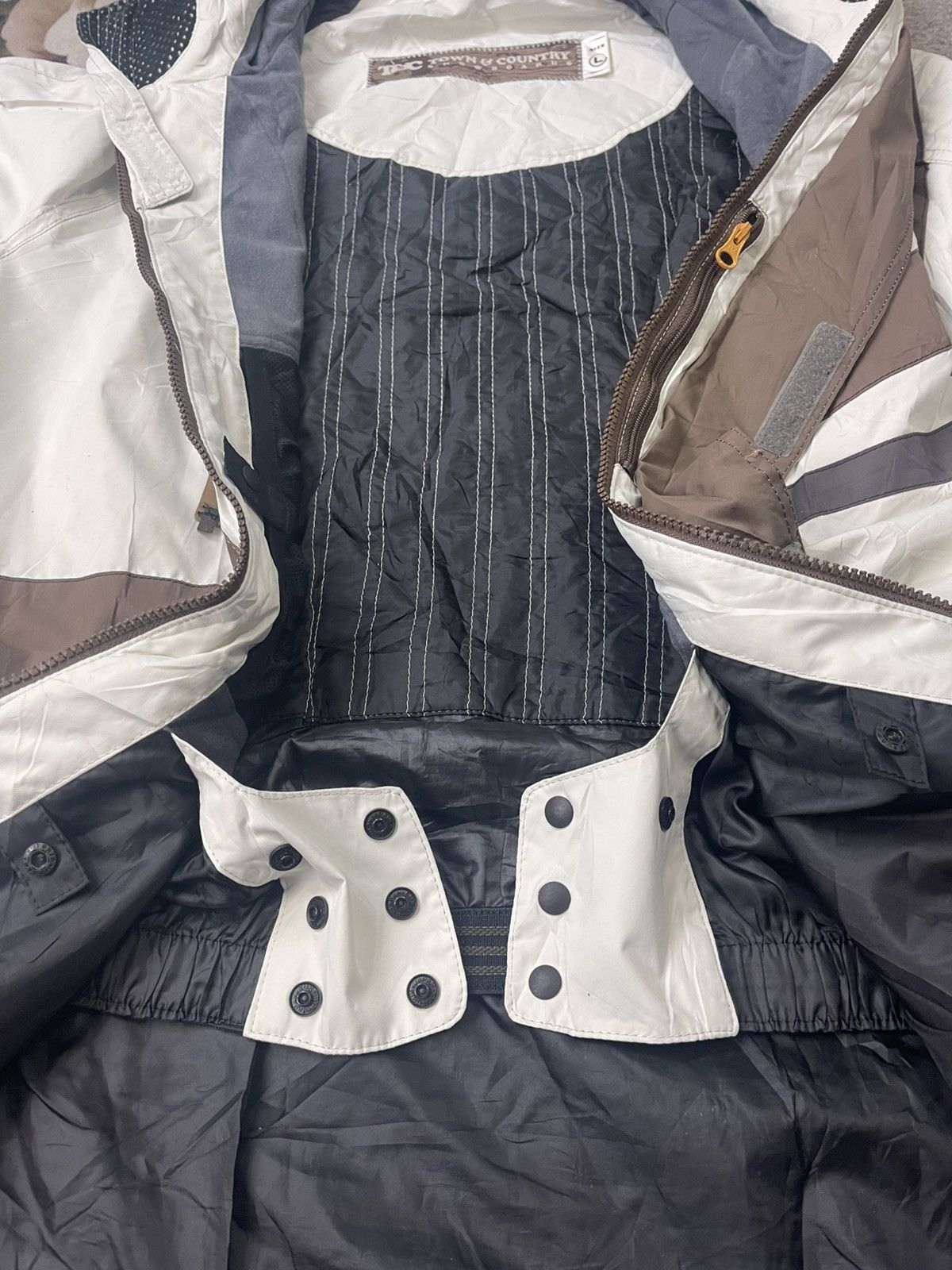 Japanese Brand Vintage T&C Town Country Snowboards Windbreaker Size US L / EU 52-54 / 3 - 17 Thumbnail