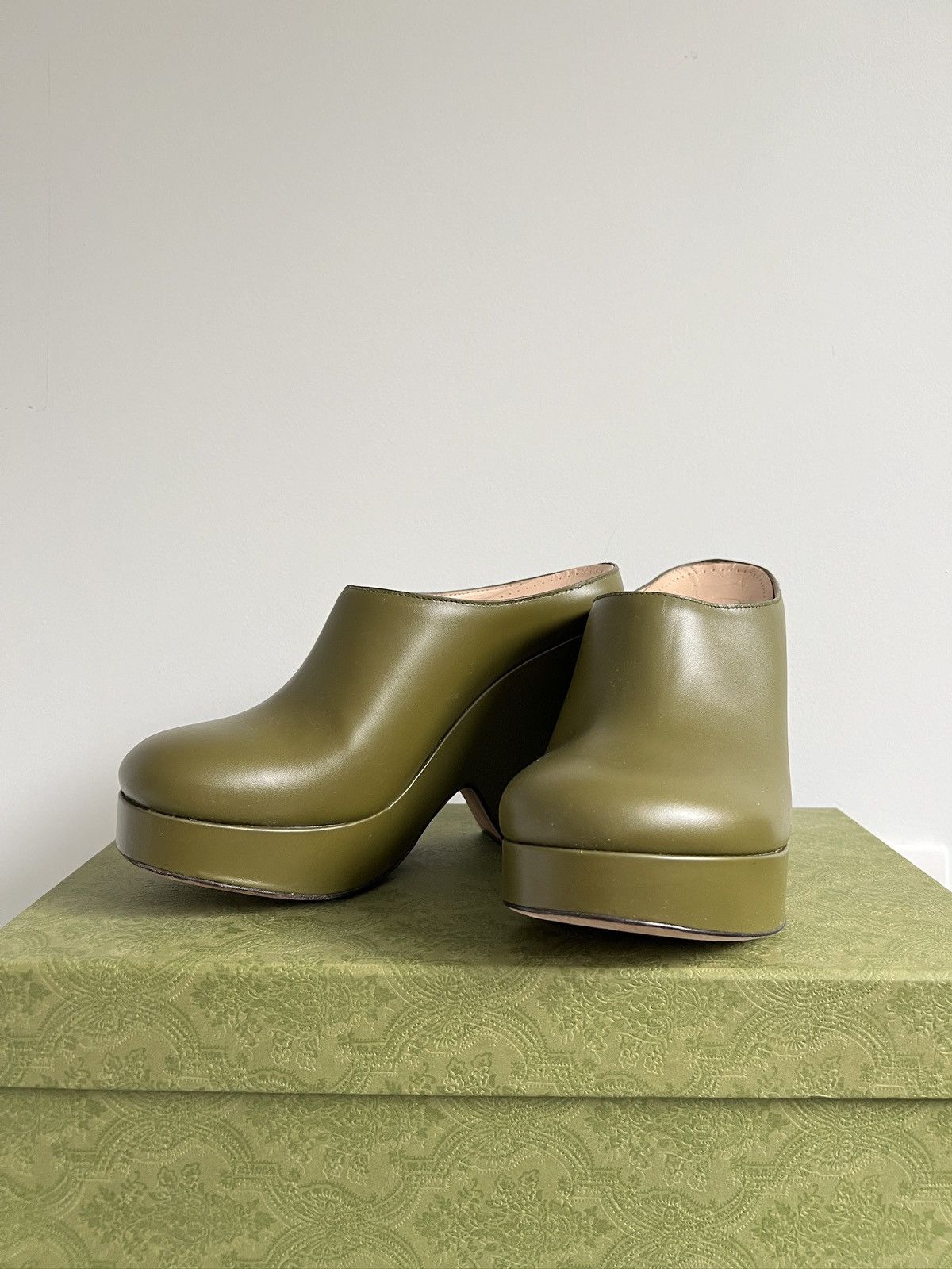 Loewe Loewe Rare Olive Mules Size US 7 / IT 37 - 1 Thumbnail