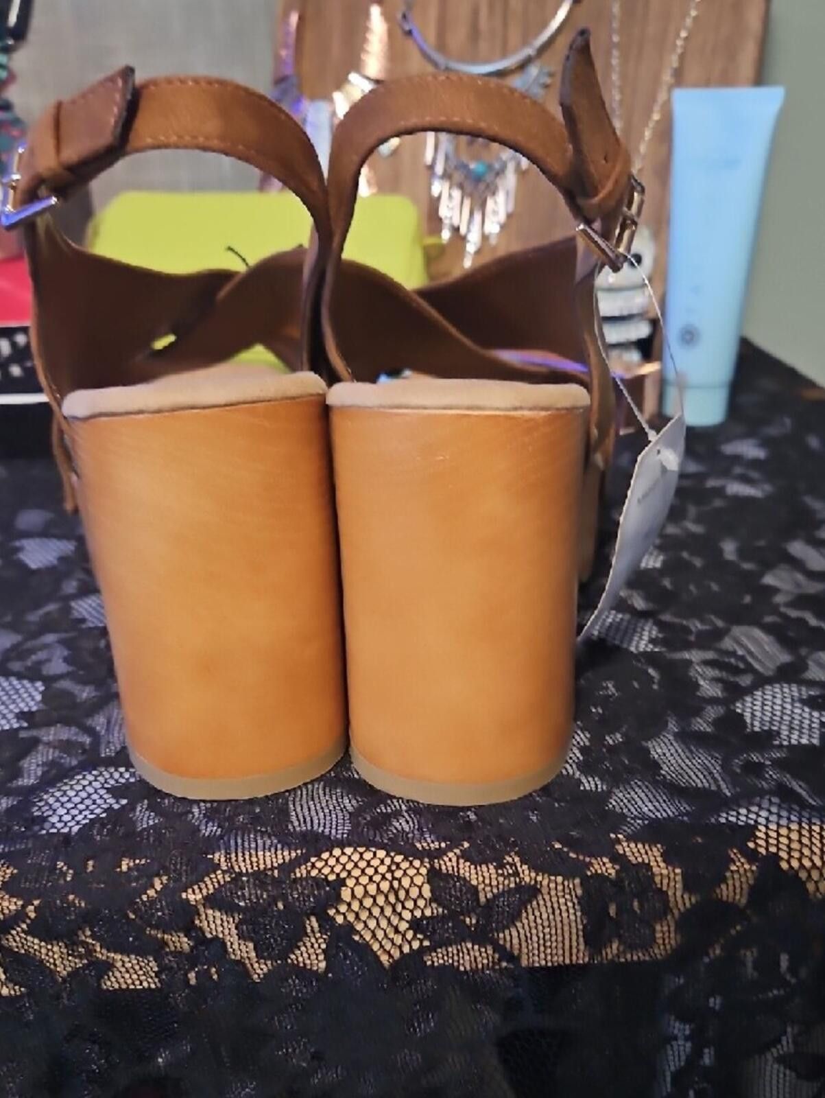 Other Time and Tru Brown Suede Platform Slingback Sandals Size US 10 / IT 40 - 5 Thumbnail