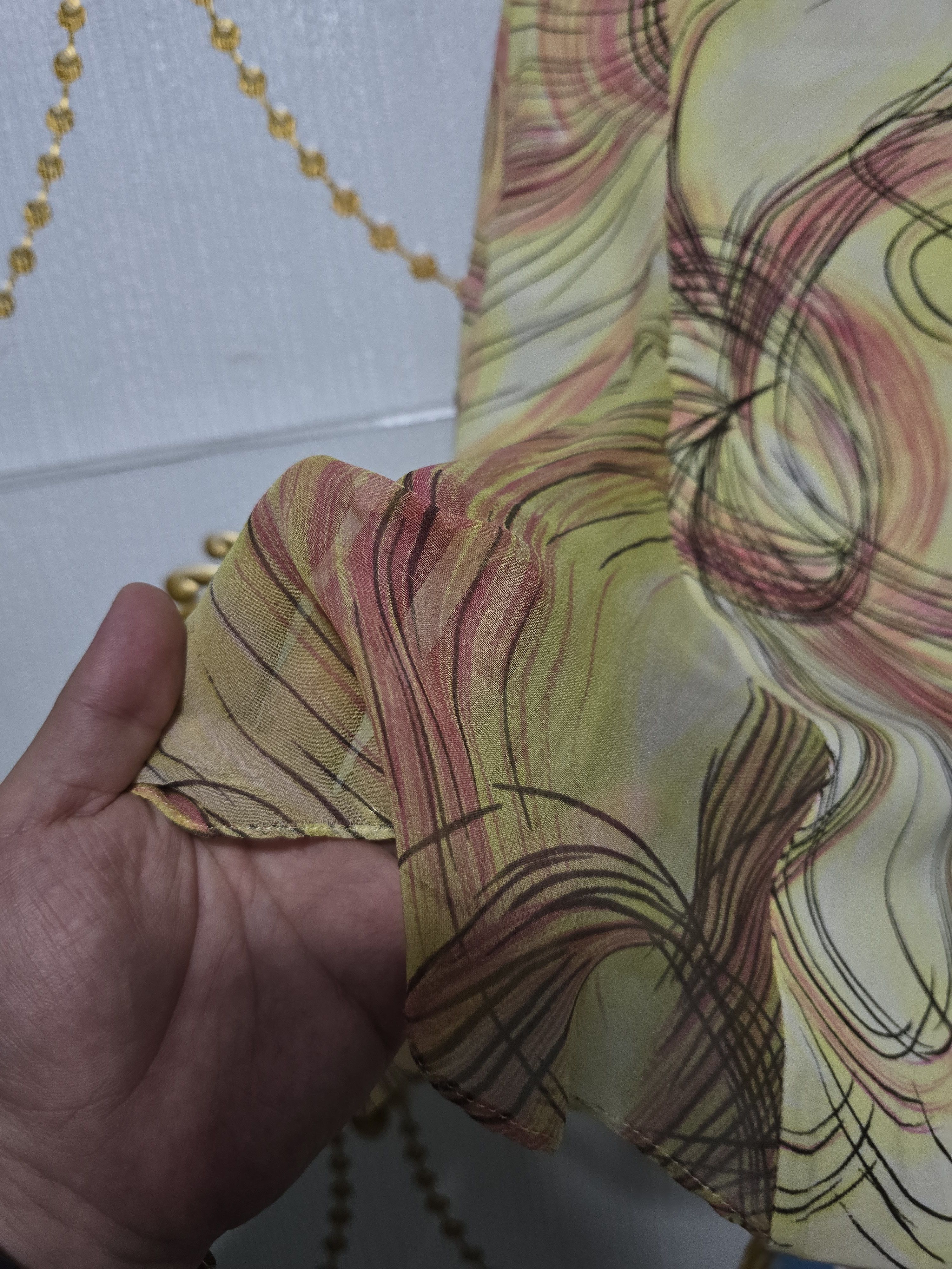 Versace VERSACE VERSUS ,100% silk & cotton,vintage 90' Size 26" / US 2 / IT 38 - 8 Thumbnail