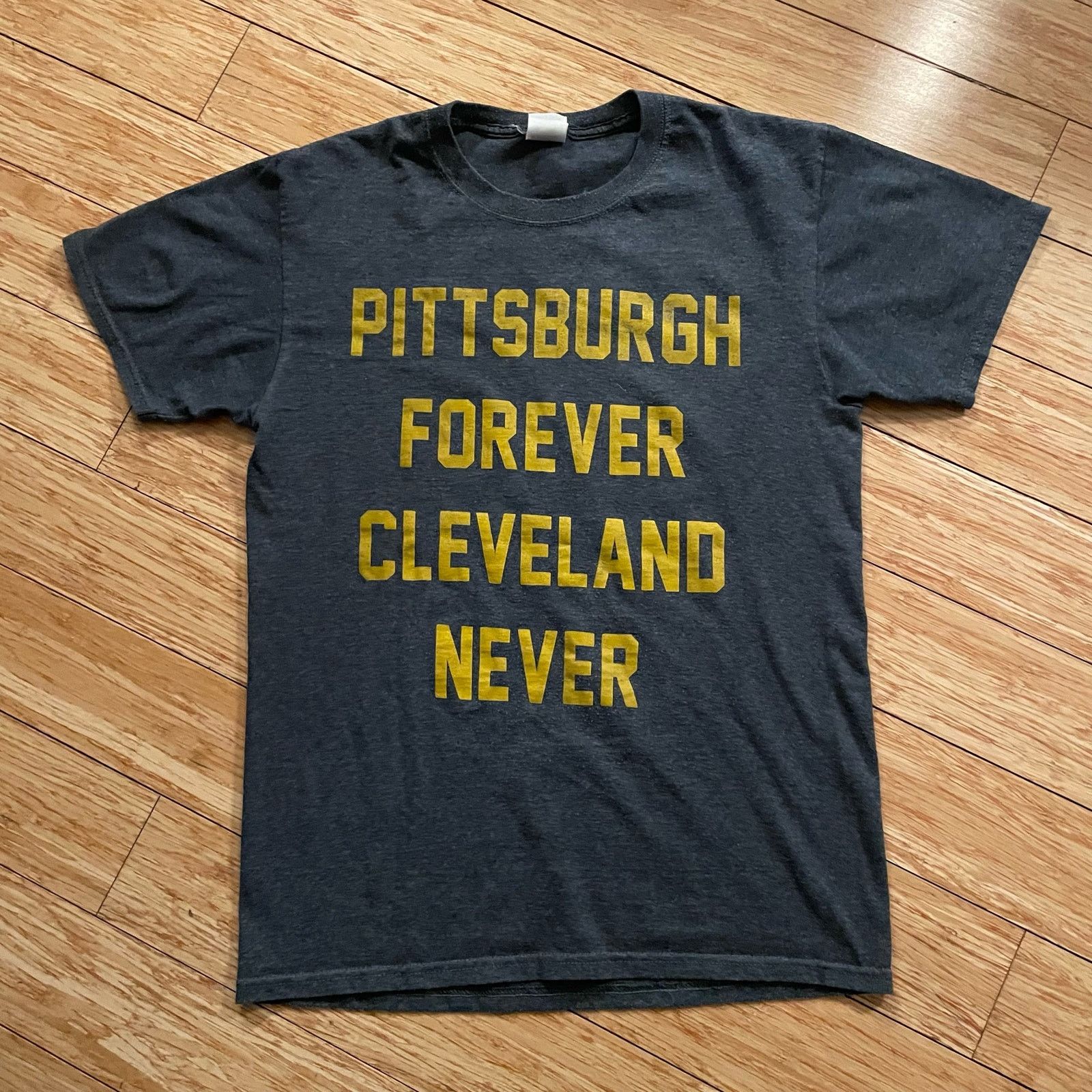 Other Pittsburgh Forever Cleveland Never T-Shirt Steelers Football Size US S / EU 44-46 / 1 - 1 Thumbnail