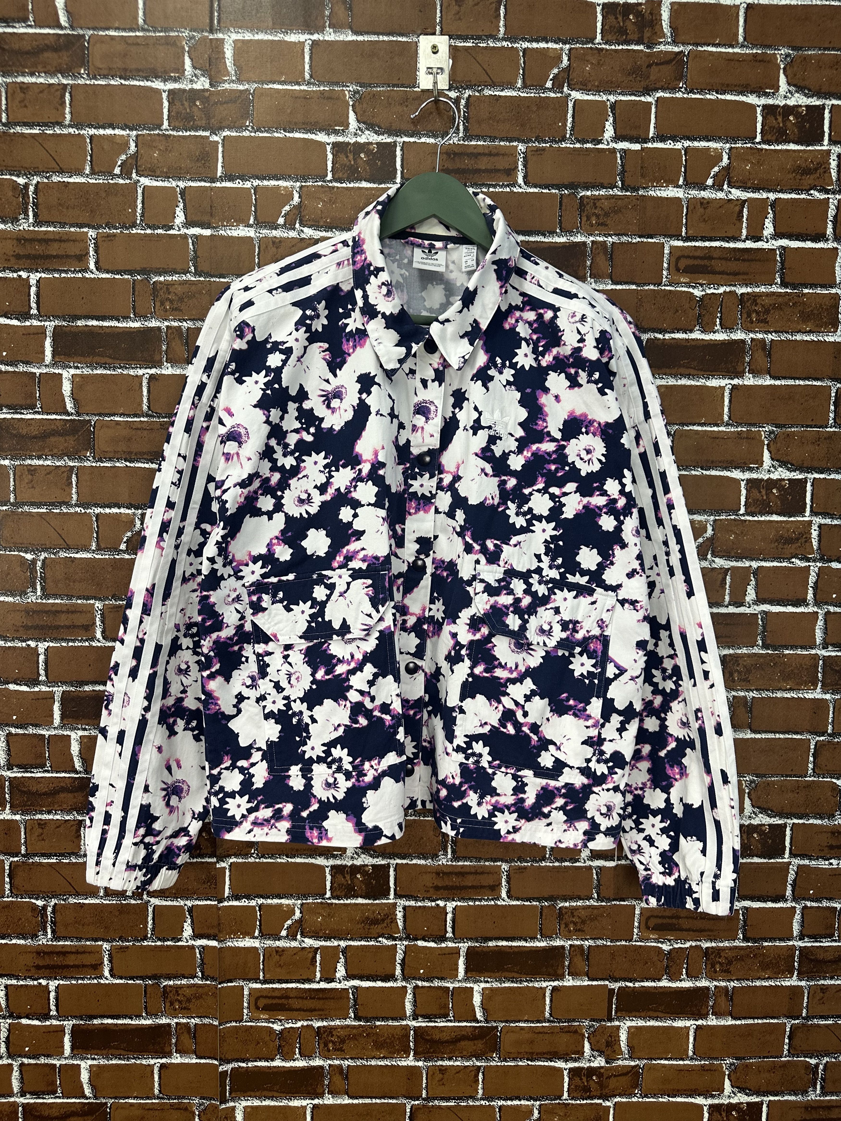 Adidas Adidas Flower Art Baggy Button Jacket Z502 Size US L / EU 52-54 / 3 - 1 Thumbnail