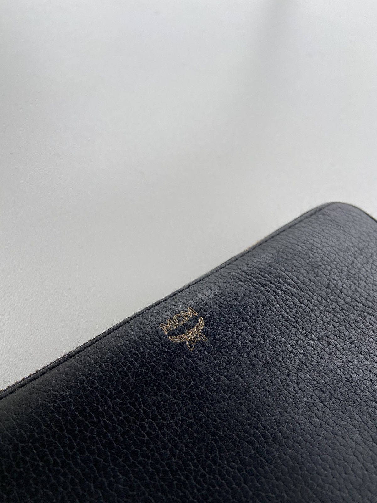 MCM Mason Mollerus MCM Vintage Monogram Leather Wallets Size ONE SIZE - 2 Thumbnail