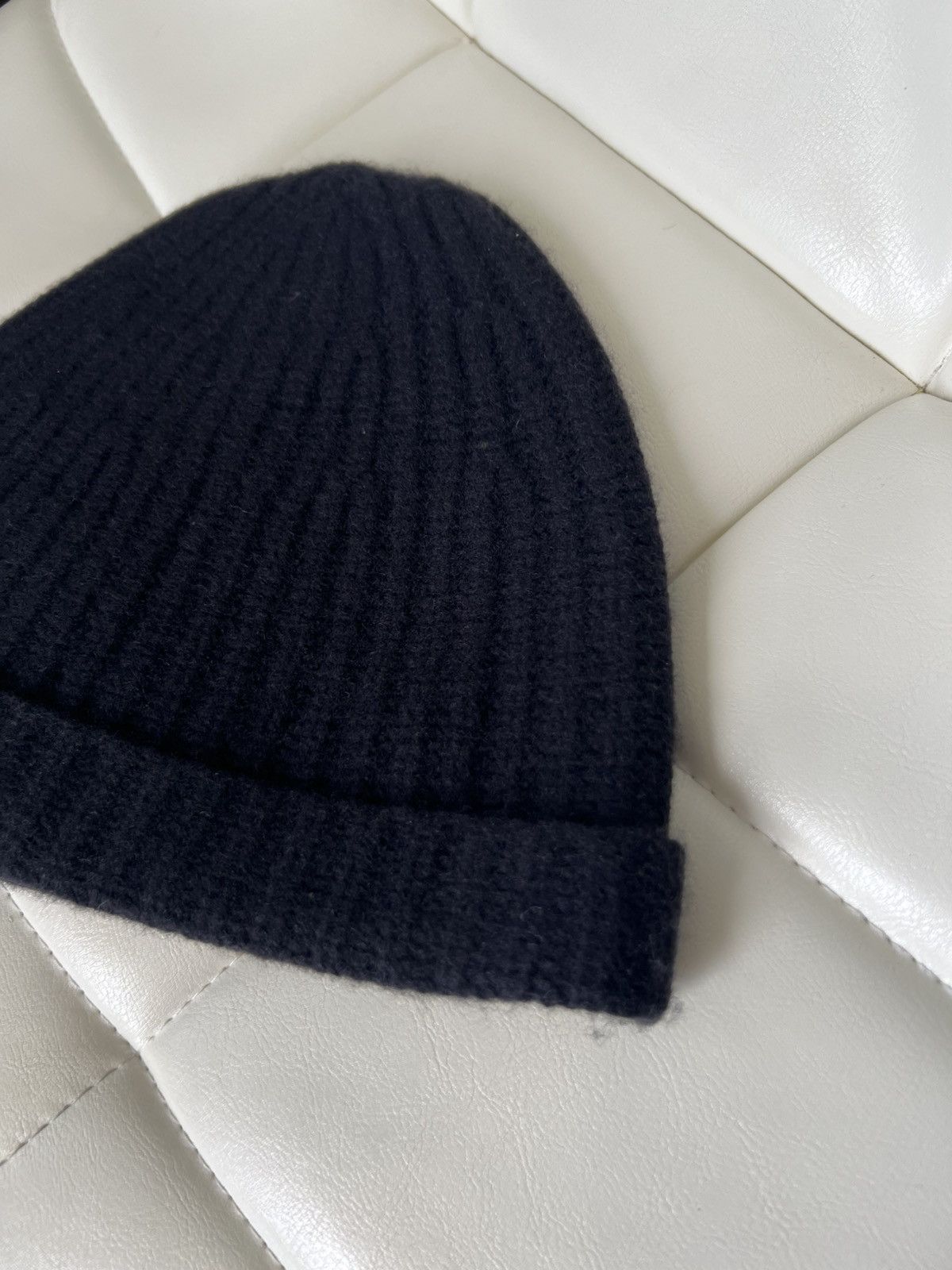 Prada × Vintage Prada Dark Navy Wool Ribbed Beanie Hat With Leather Tab Logo Size ONE SIZE - 6 Thumbnail