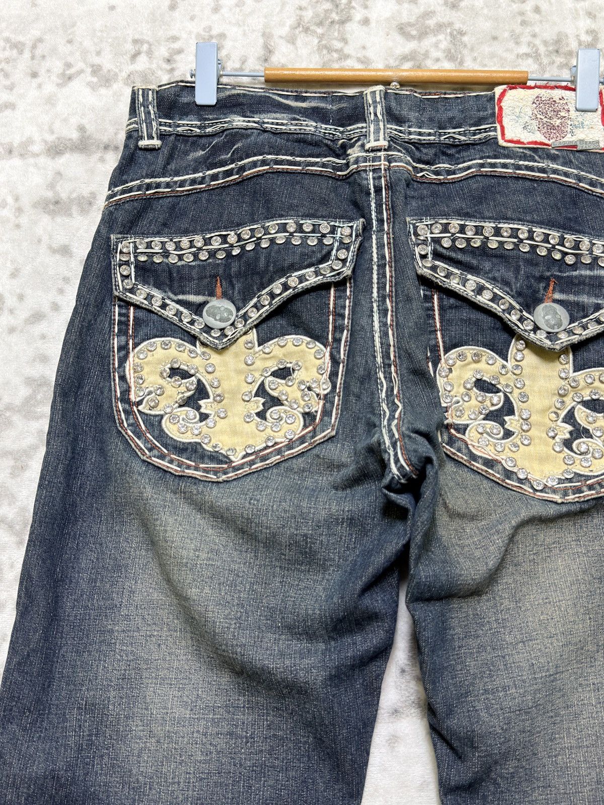 Hysteric Glamour Laguna Beach Fleur De Lis Embellishment Flared White Stitch Size US 32 / EU 48 - 9 Thumbnail