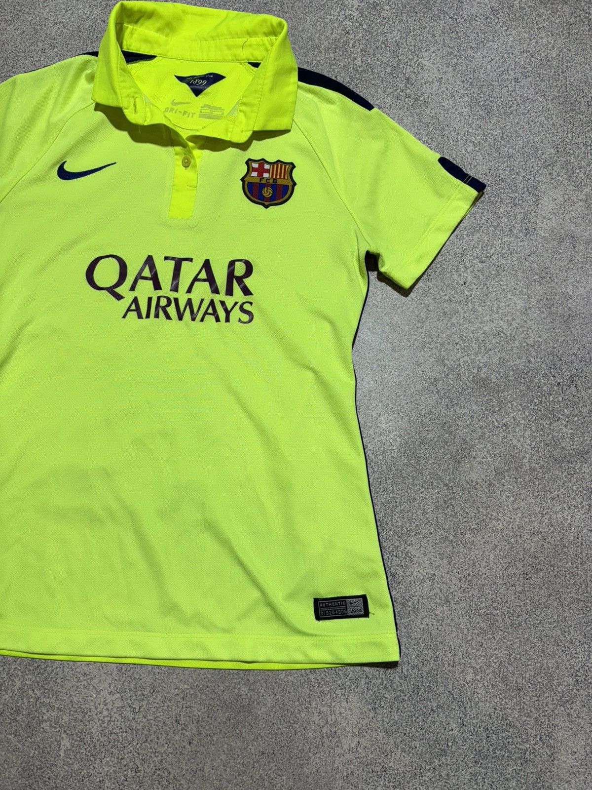 Nike FC Barcelona Third Kit 2014-2015 Nike Womens size M Jersey Size M / US 6-8 / IT 42-44 - 2 Thumbnail