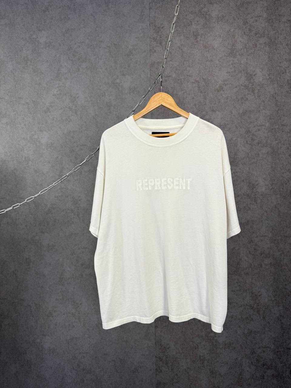 Represent Clo. Represent designer center logo tee Size US L / EU 52-54 / 3 - 1 Thumbnail