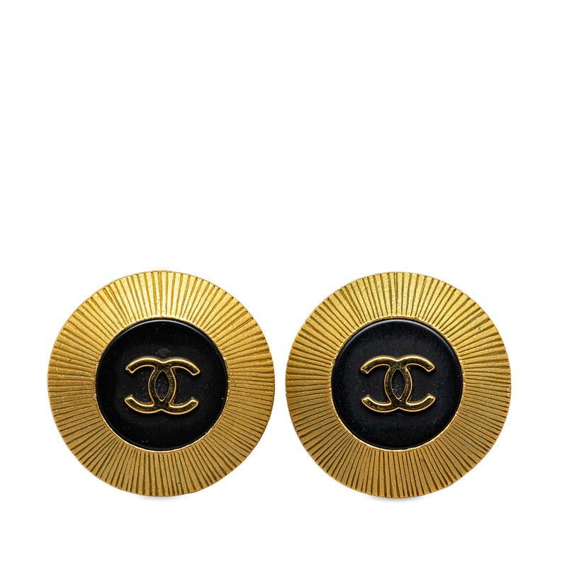 image of Chanel Cc Round Plate Earrings in Gold, Women's
