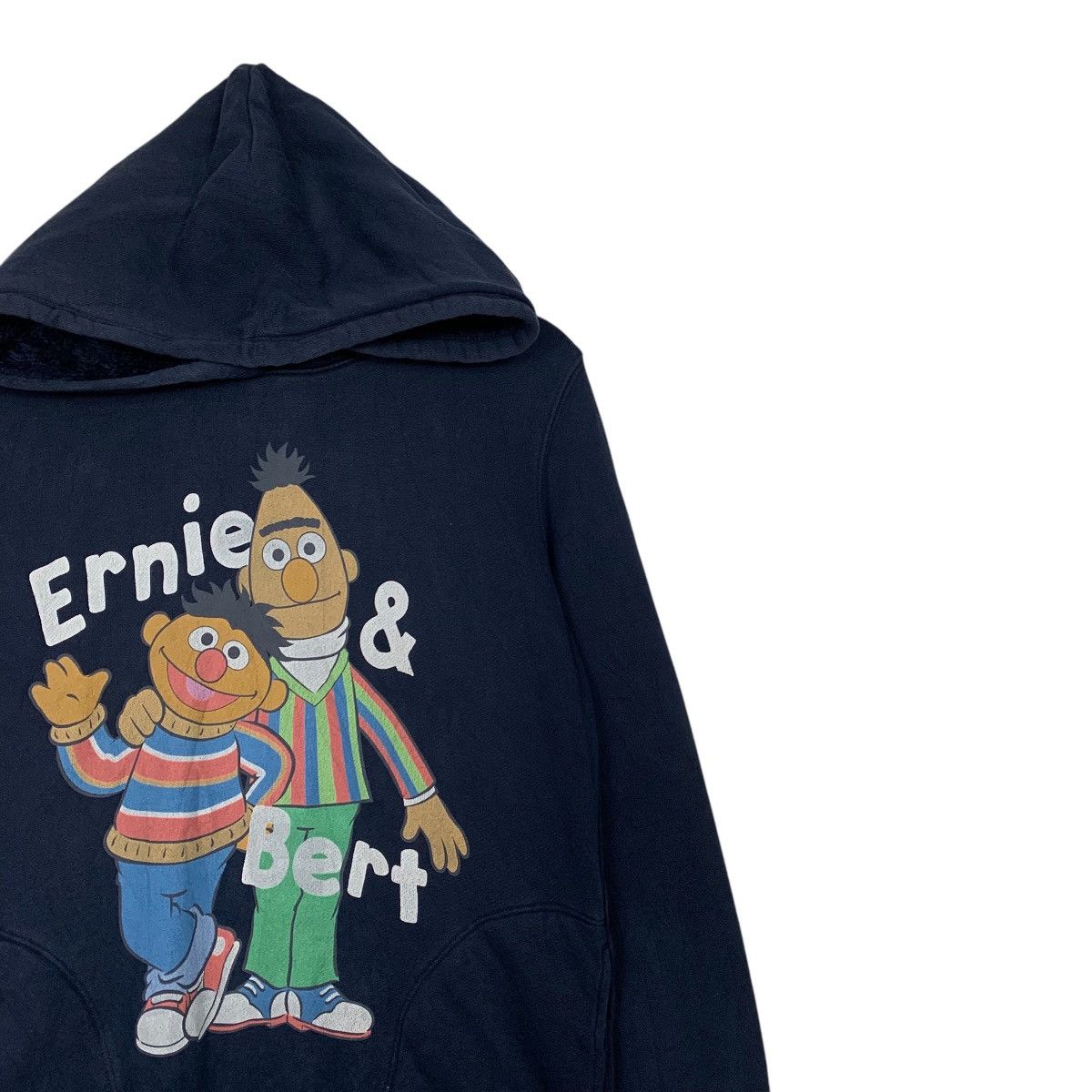 Uniqlo Uniqlo Sesame Street Ernie & Bert Pullover Hoodie Size US L / EU 52-54 / 3 - 5 Thumbnail