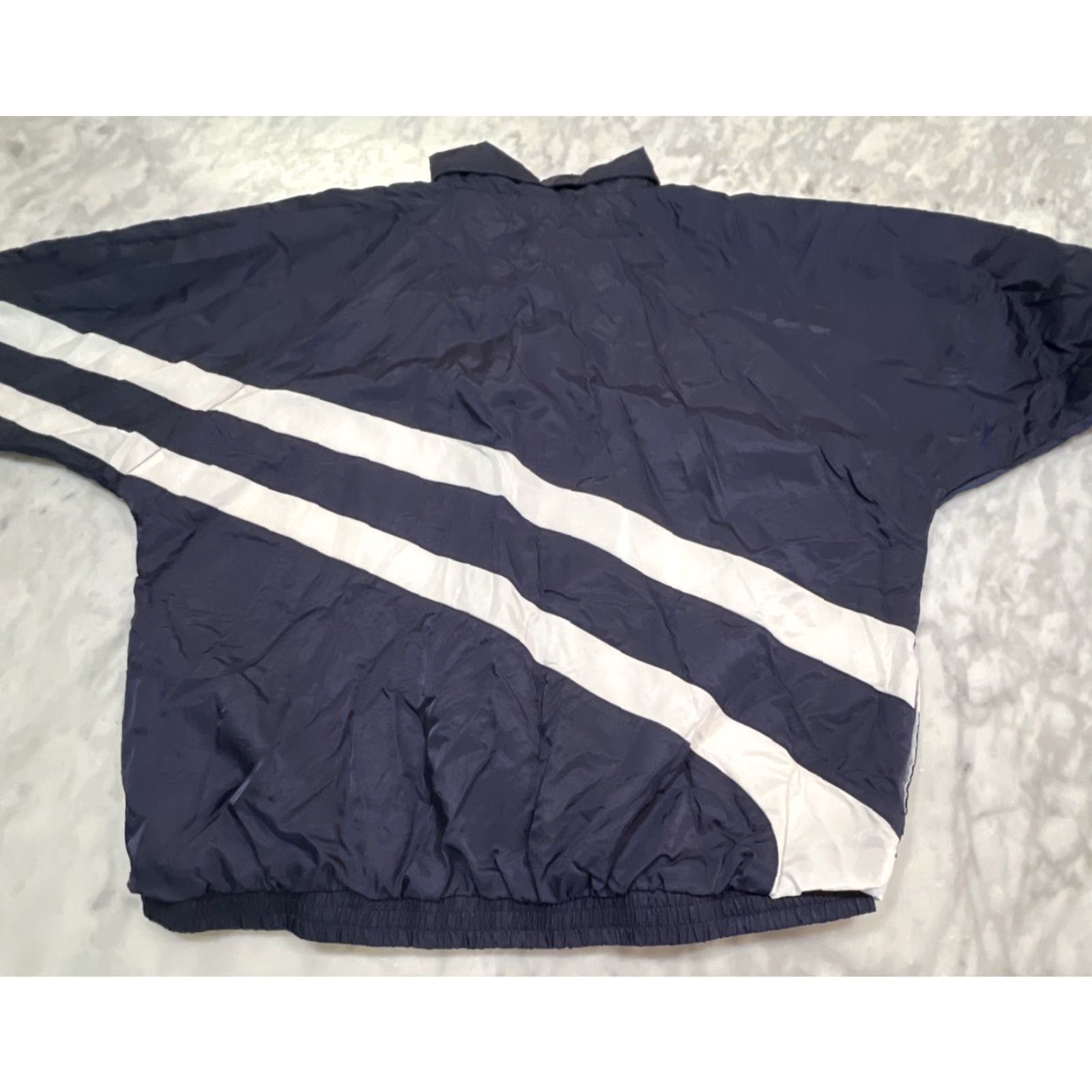Vintage VINTAGE Kaepa Windbreaker Jacket Men 2XL Navy Blue White Windbreaker Short Zip Full Zip Pockets 90s Style Size US XXL / EU 58 / 5 - 4 Thumbnail