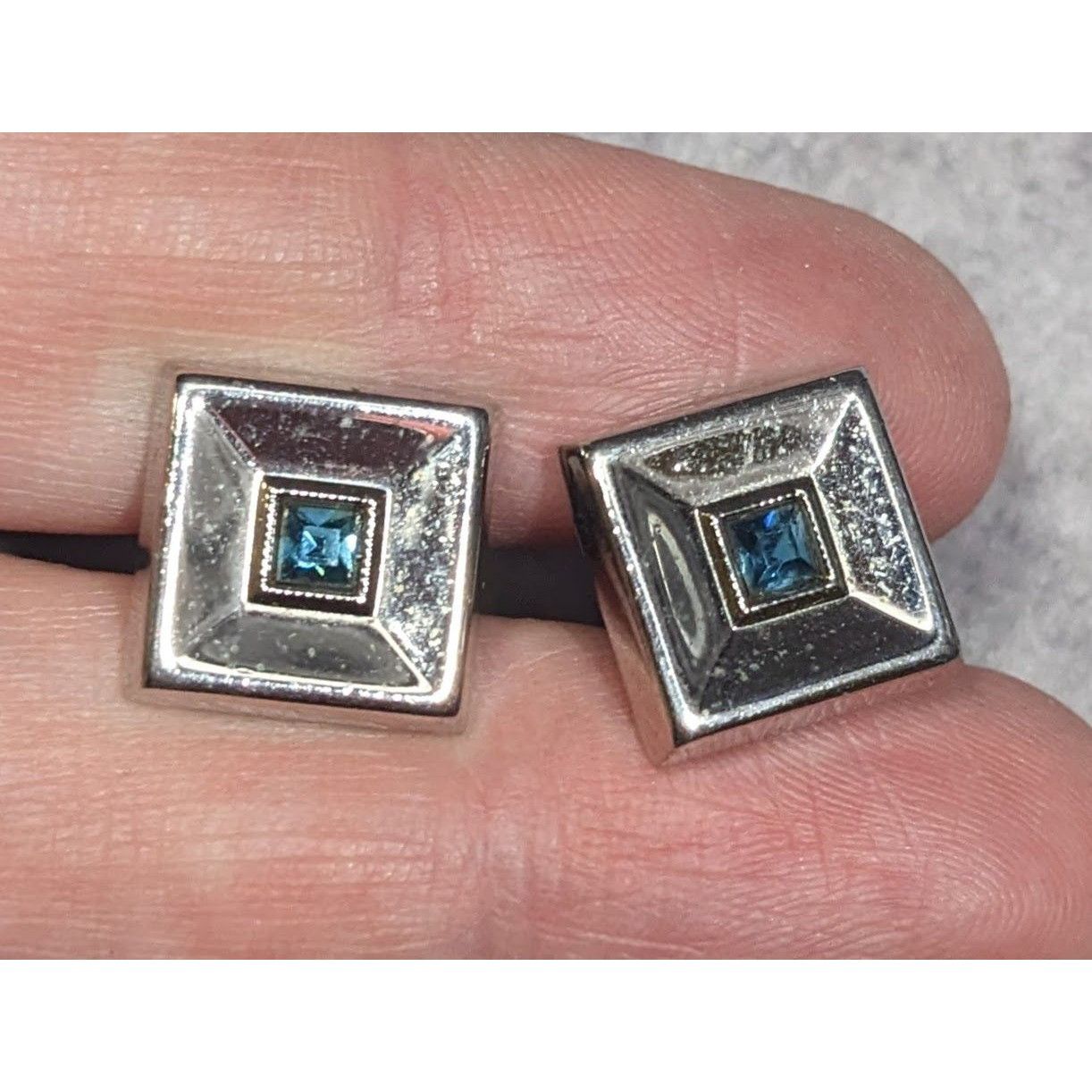 Other Vintage Square Silver Tone Cufflinks With Blue Gem Accents Size ONE SIZE - 5 Thumbnail