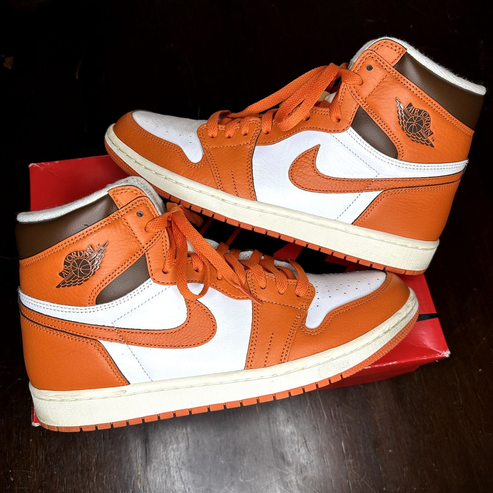 Jordan Brand Jordan 1 HI Wmns 'Starfish' Size US 10.5 / EU 43-44 - 1 Thumbnail