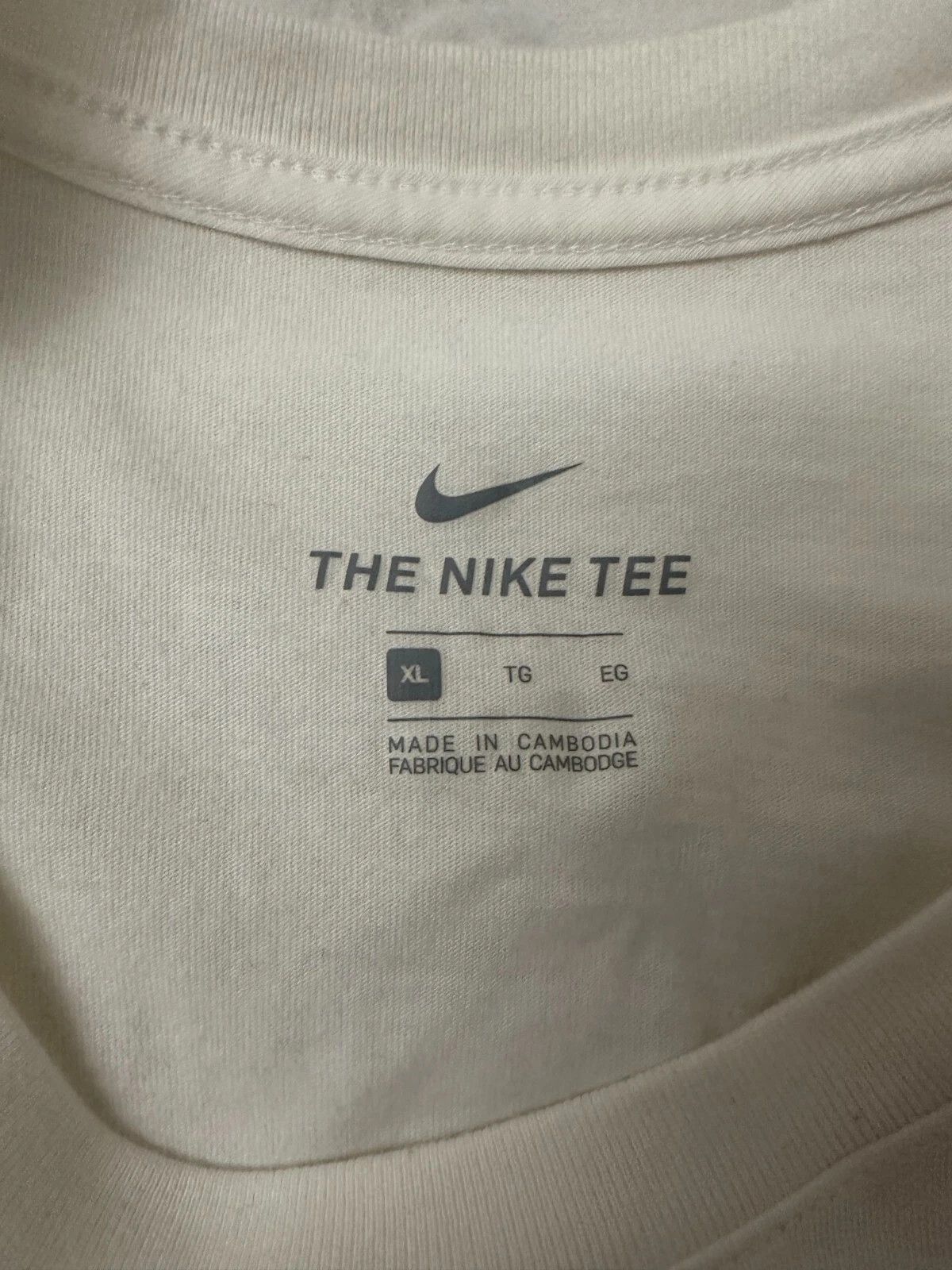Nike NIKE BIG JUMBO GIANT SWOOSH T-SHIRT LARGE WHITE BLACK Size US XL / EU 56 / 4 - 3 Thumbnail