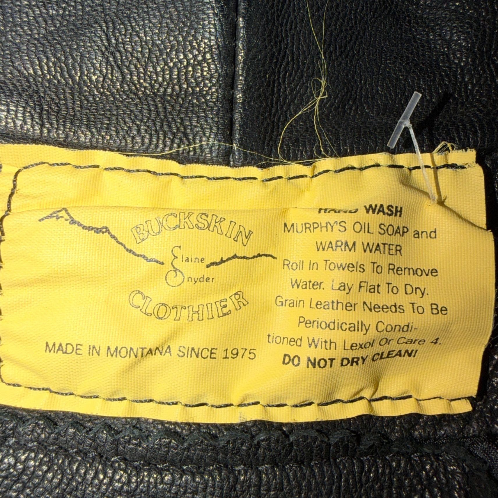 Vintage VINTAGE Montana Buckskin Leather Jacket Western Fringe 70s XL Mens Buckskin Leather Jacket - Western 1970s Mens XL Buckskin Leather fringe jacket Size US XL / EU 56 / 4 - 3 Thumbnail