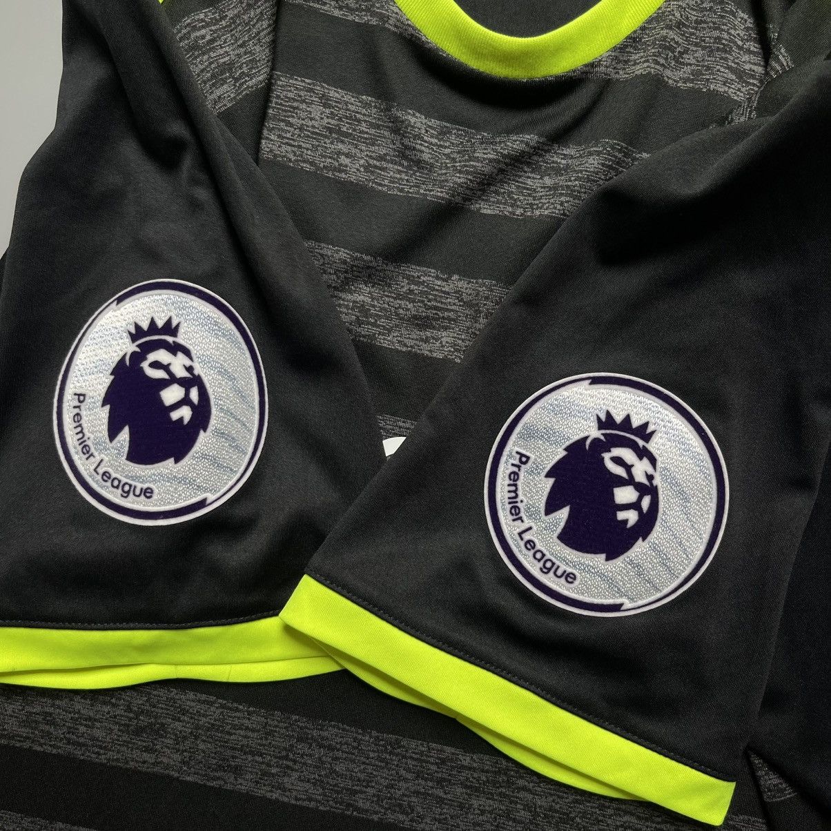 Adidas CHELSEA ADIDAS 2016/2017 FOOTBALL AWAY JERSEY #10 HAZARD Size US M / EU 48-50 / 2 - 7 Thumbnail