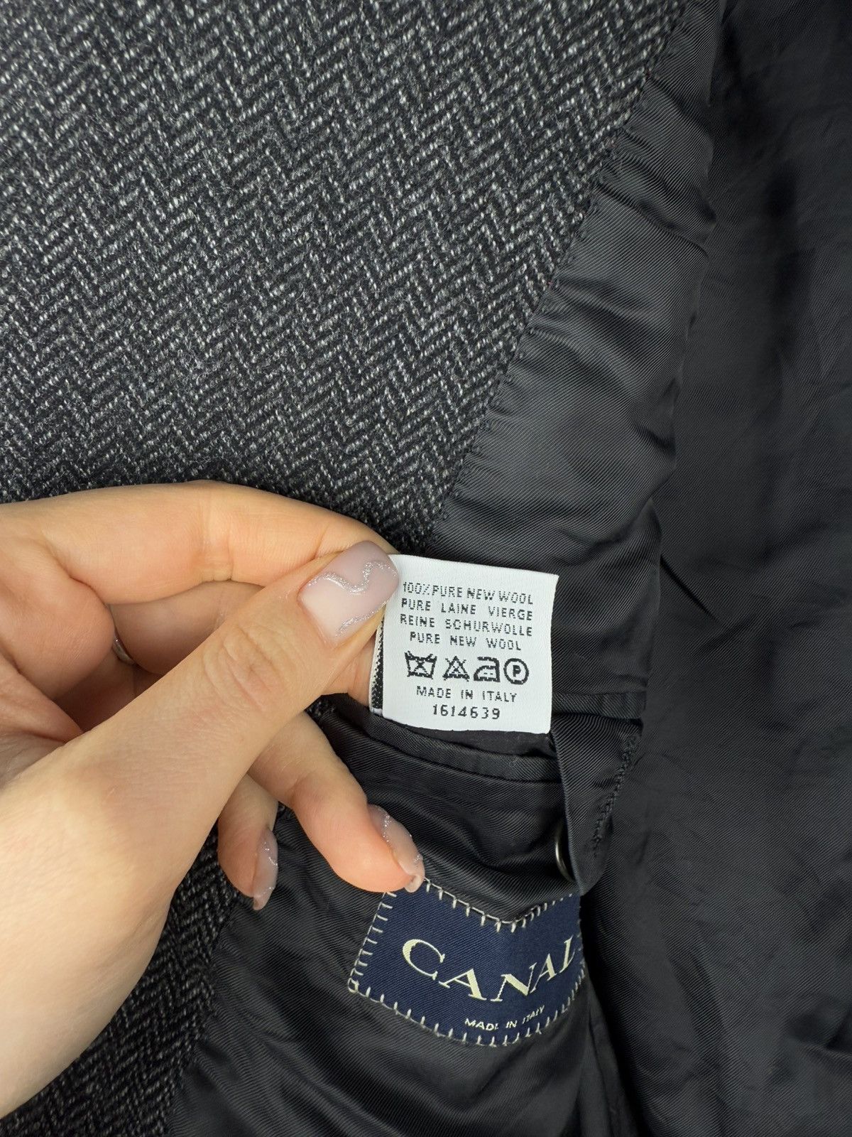 Canali Canali men’s herringbone wool tweed blazer jacket sportcoat Size 42R - 19 Thumbnail